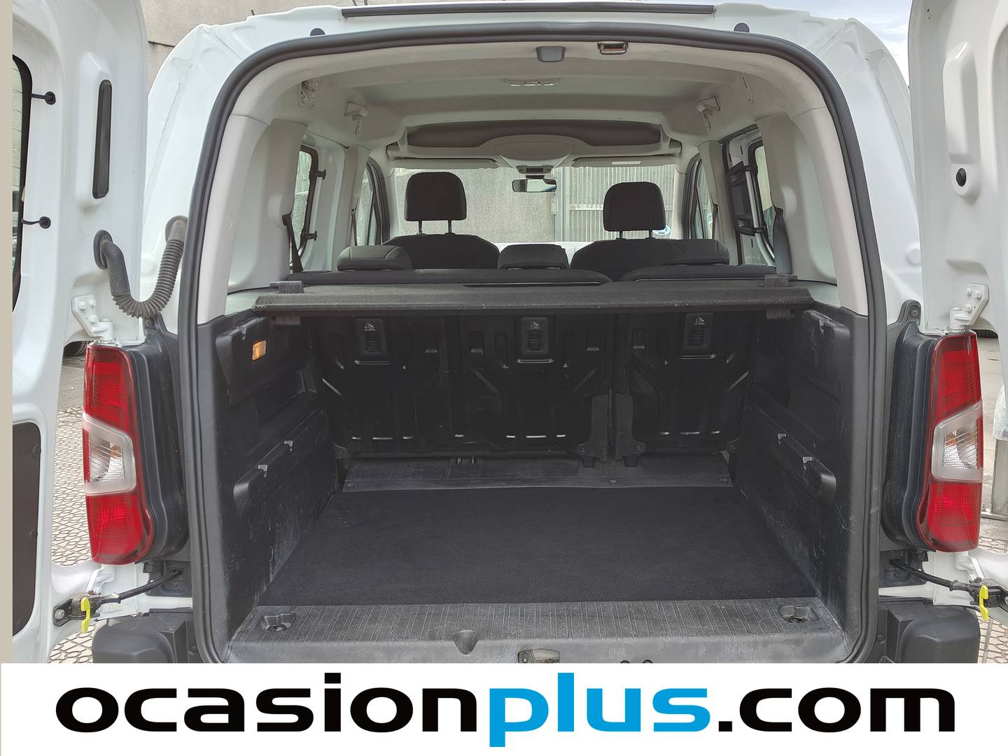 Foto Citroën Berlingo Citroen Berlingo Combi BlueHDi 100 Live Talla M (102 CV)