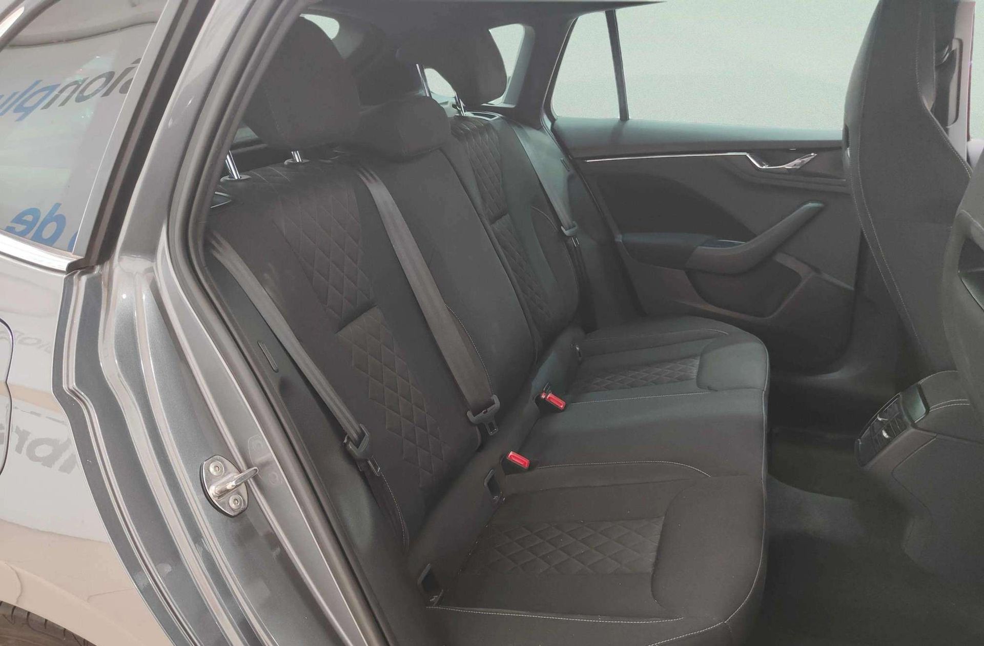 Škoda Scala 1.5 TSI Sport Plus DSG - foto 18