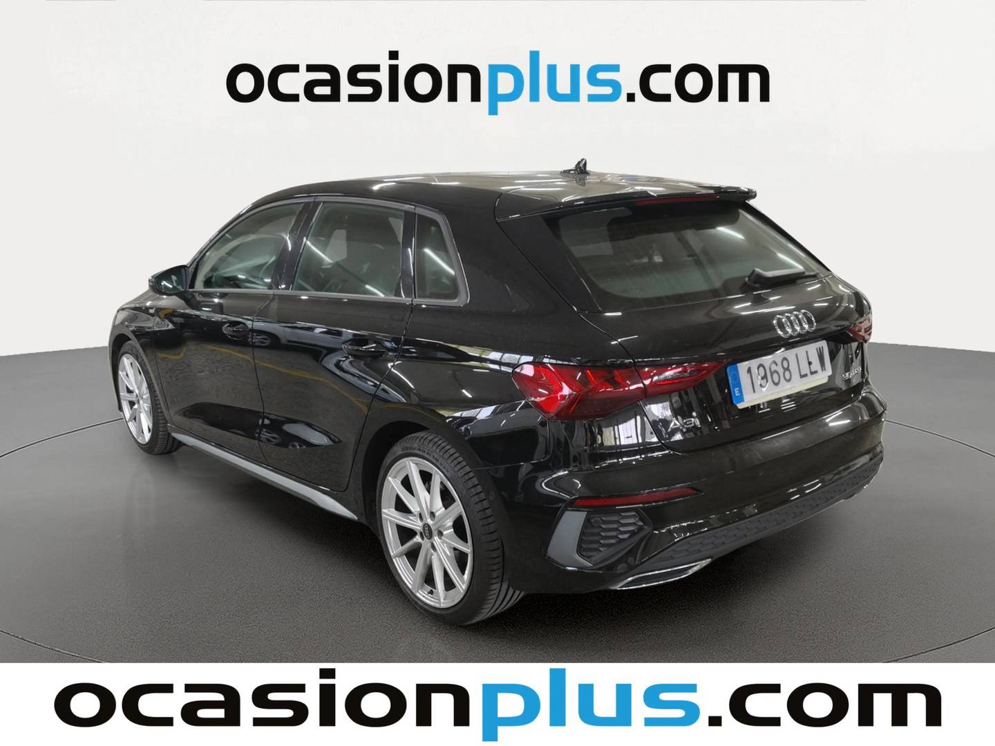 Foto trasera Audi A3 Audi A3 Sportback S line 30 TFSI (110 CV) izquierda