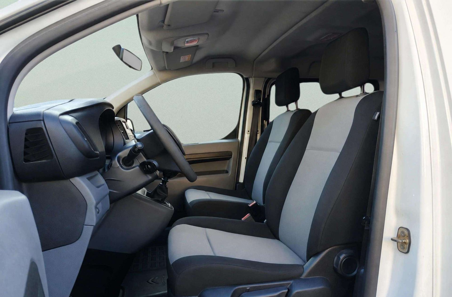 Citroën Jumpy Combi BlueHDi 115 Confort Talla M - foto 7