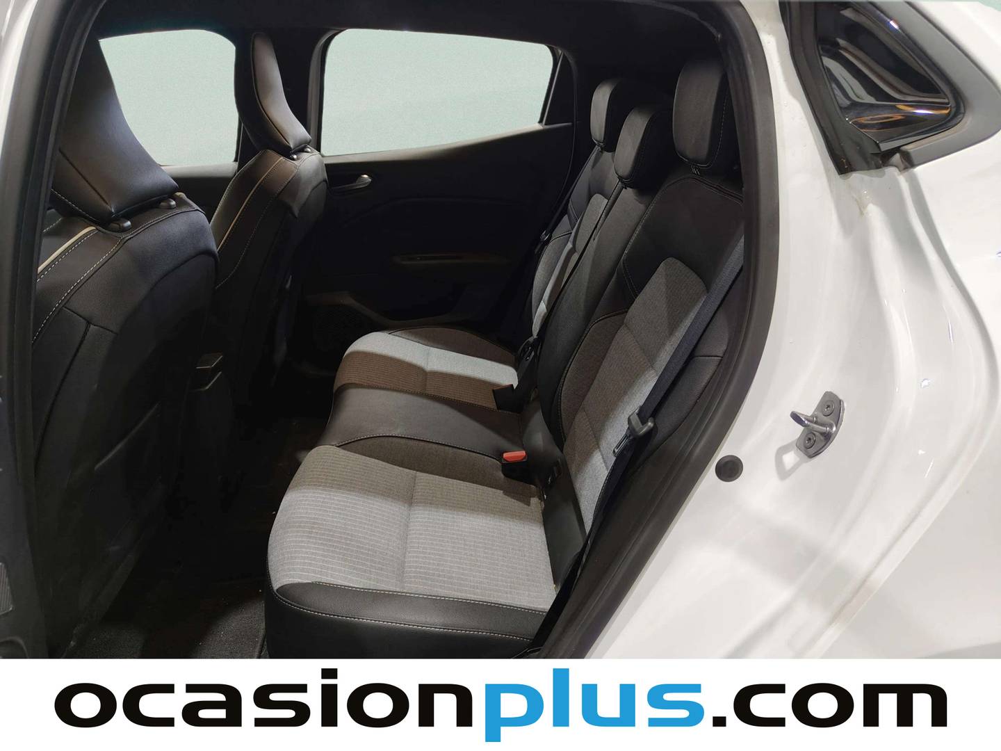 Foto asientos traseros Renault Clio Renault Clio Techno TCe (90 CV)