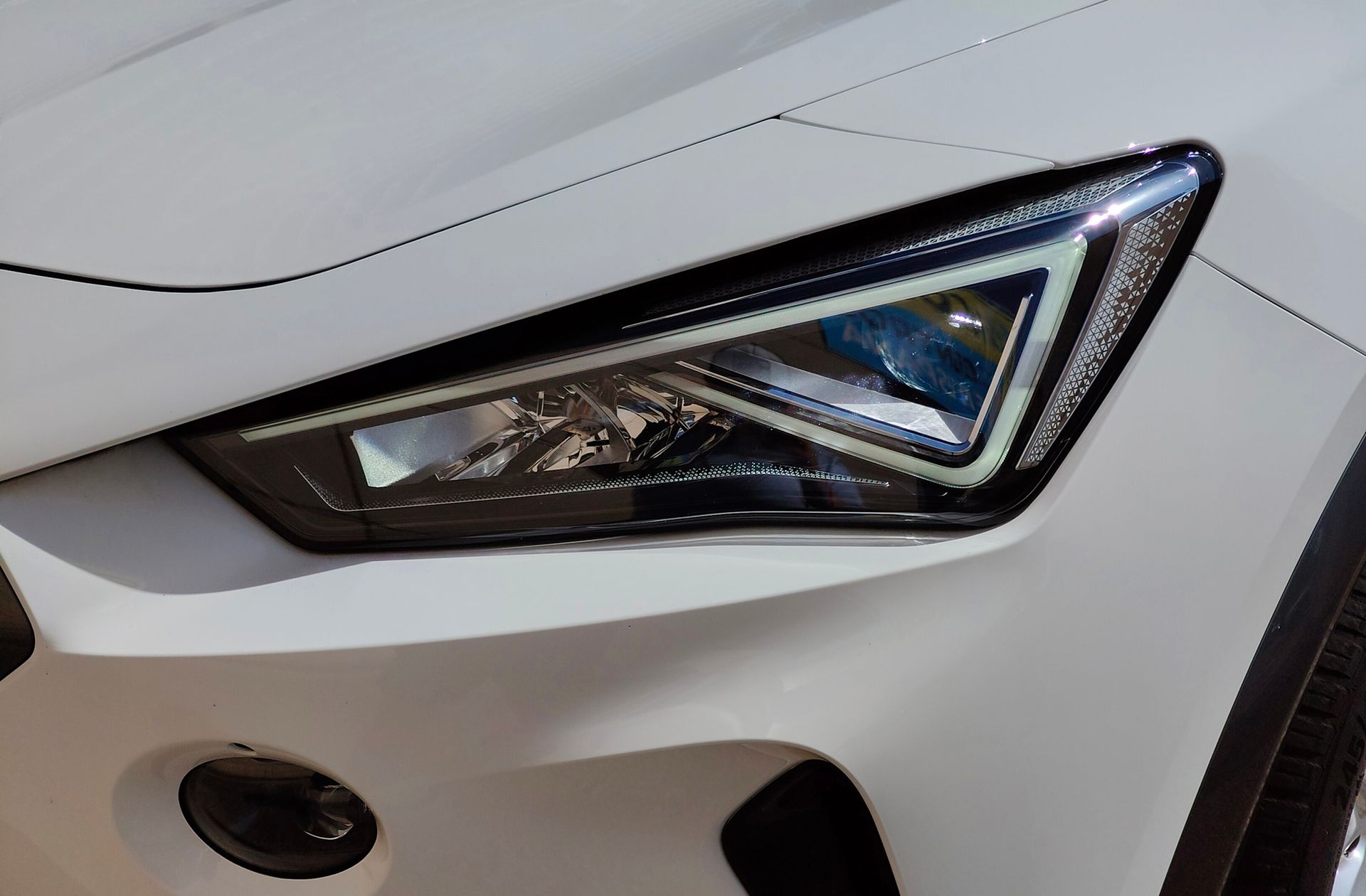 Cupra Formentor 1.4 e-Hybrid DSG - foto 13