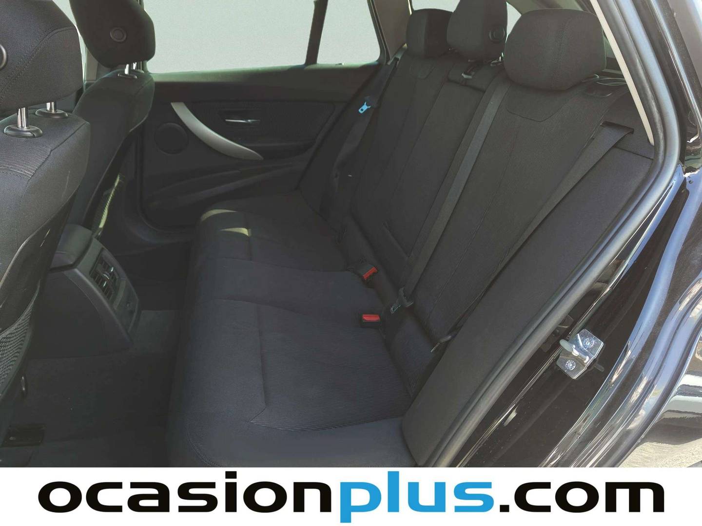 Foto asientos traseros BMW Serie 3 BMW Serie 3 318d Touring (143CV)
