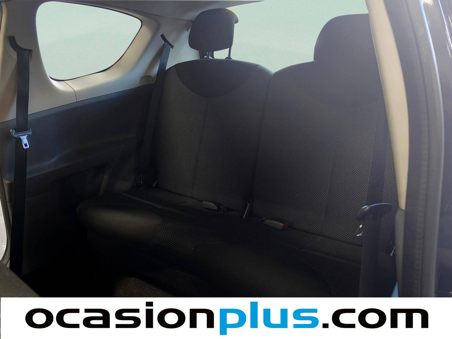 Foto asientos traseros Toyota Aygo Toyota Aygo 1.0 VVT-i Live (68 CV)