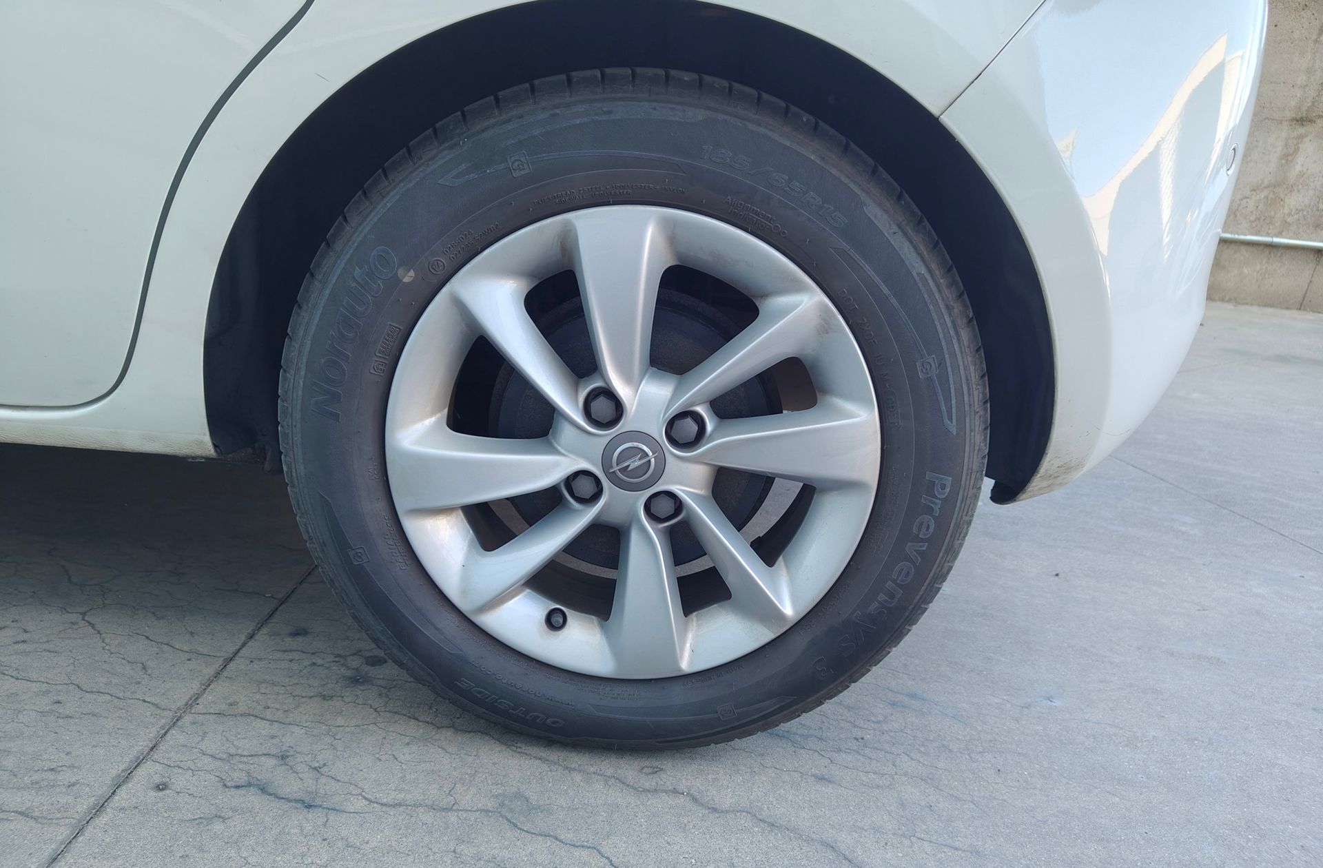 Opel Corsa 1.4 Selective Easytronic - foto 30