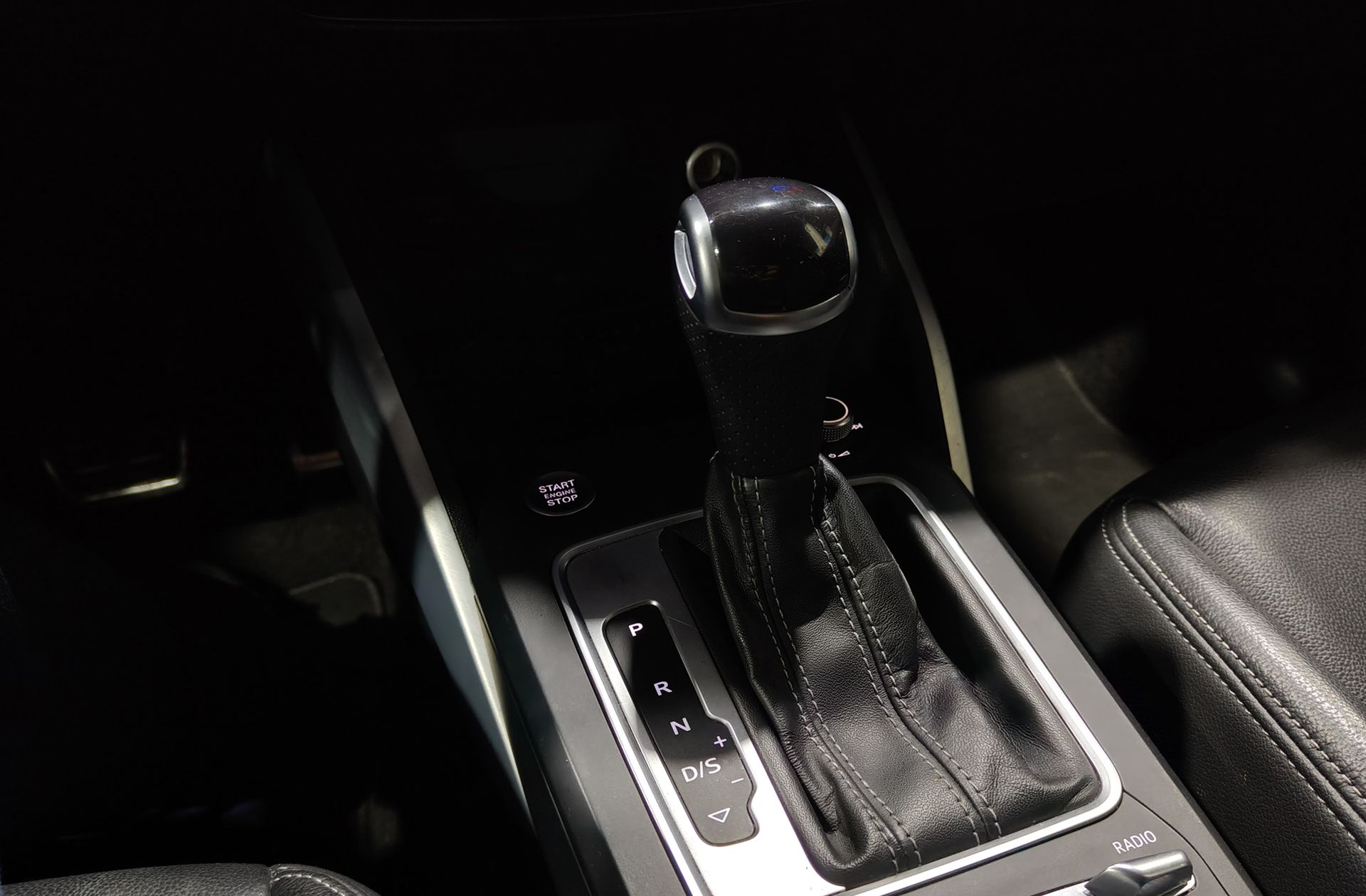 Audi Q2 Adrenalin 30 TDI S tronic Pack S-Line - foto 6