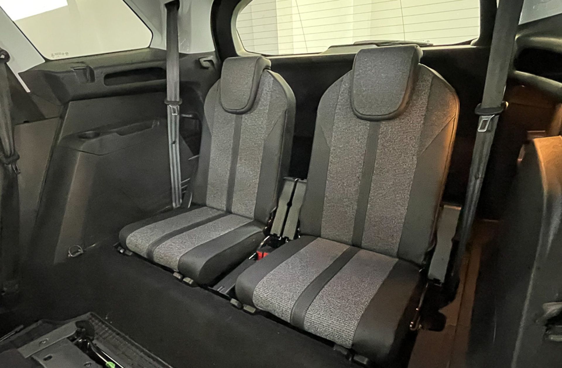 Peugeot 5008 PureTech 130 Allure 7 plazas - foto 6