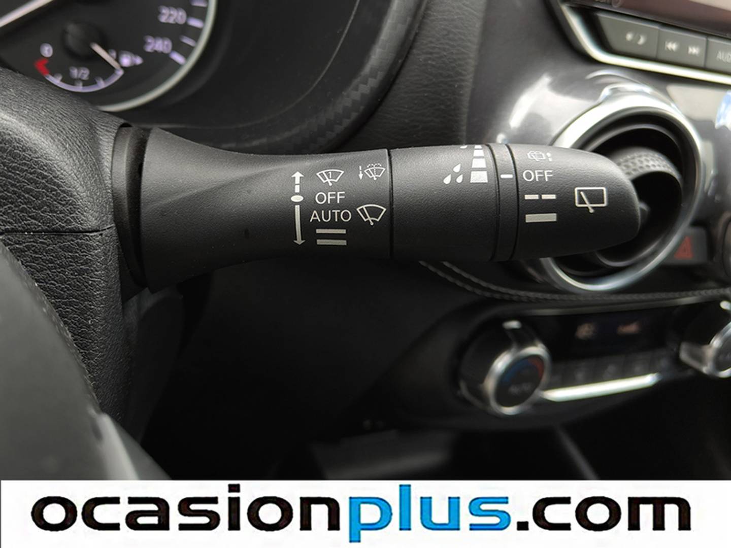 Foto Nissan JUKE Nissan Juke DIG-T N-Connecta 4x2 (114 CV)