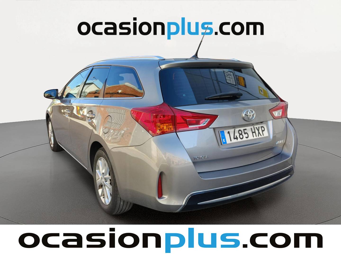 Foto trasera Toyota Auris Toyota Auris 120D Touring Sports Active (124 CV) izquierda