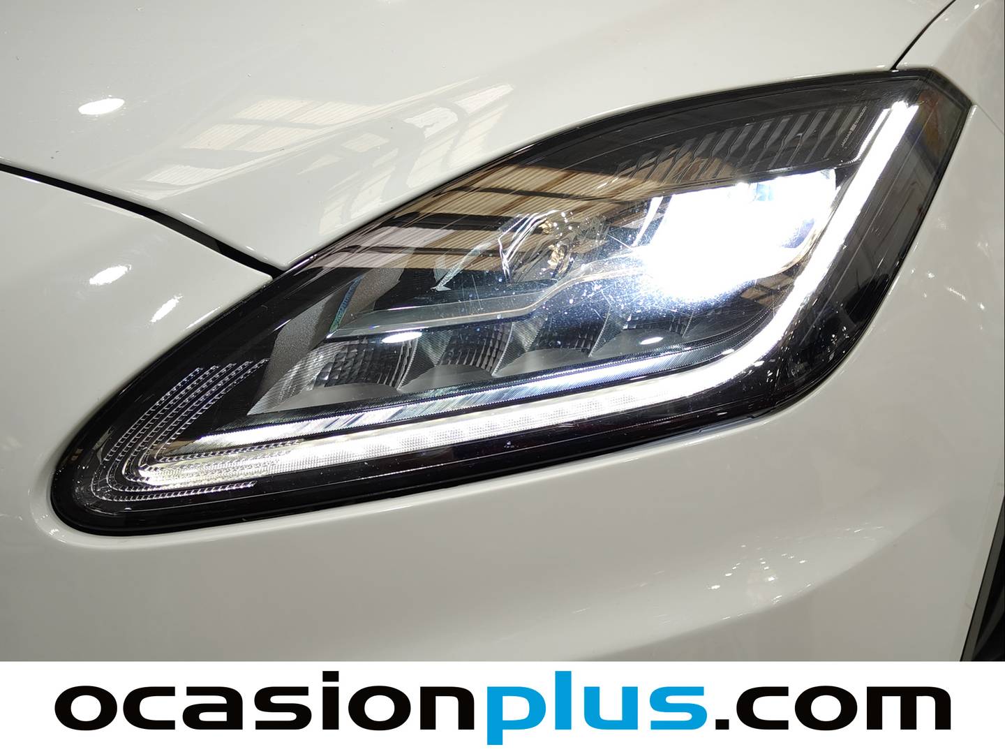 Paquetes del Jaguar E-Pace Jaguar E-PACE 2.0D R-Dynamic S 4WD Auto (180 CV)