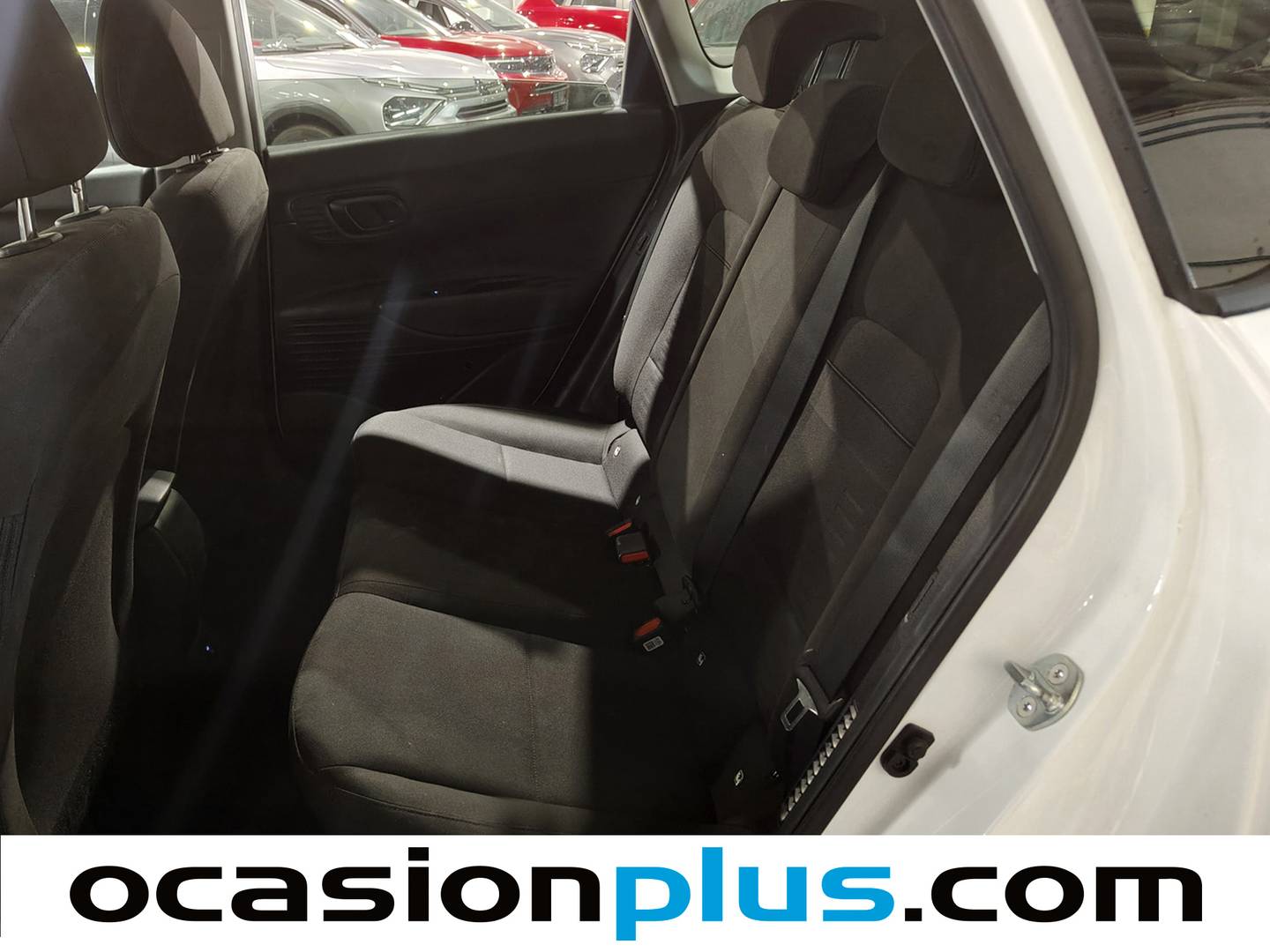 Foto asientos traseros Hyundai Bayon Hyundai Bayon 1.0 TGDI 48V Maxx DCT (100 CV)