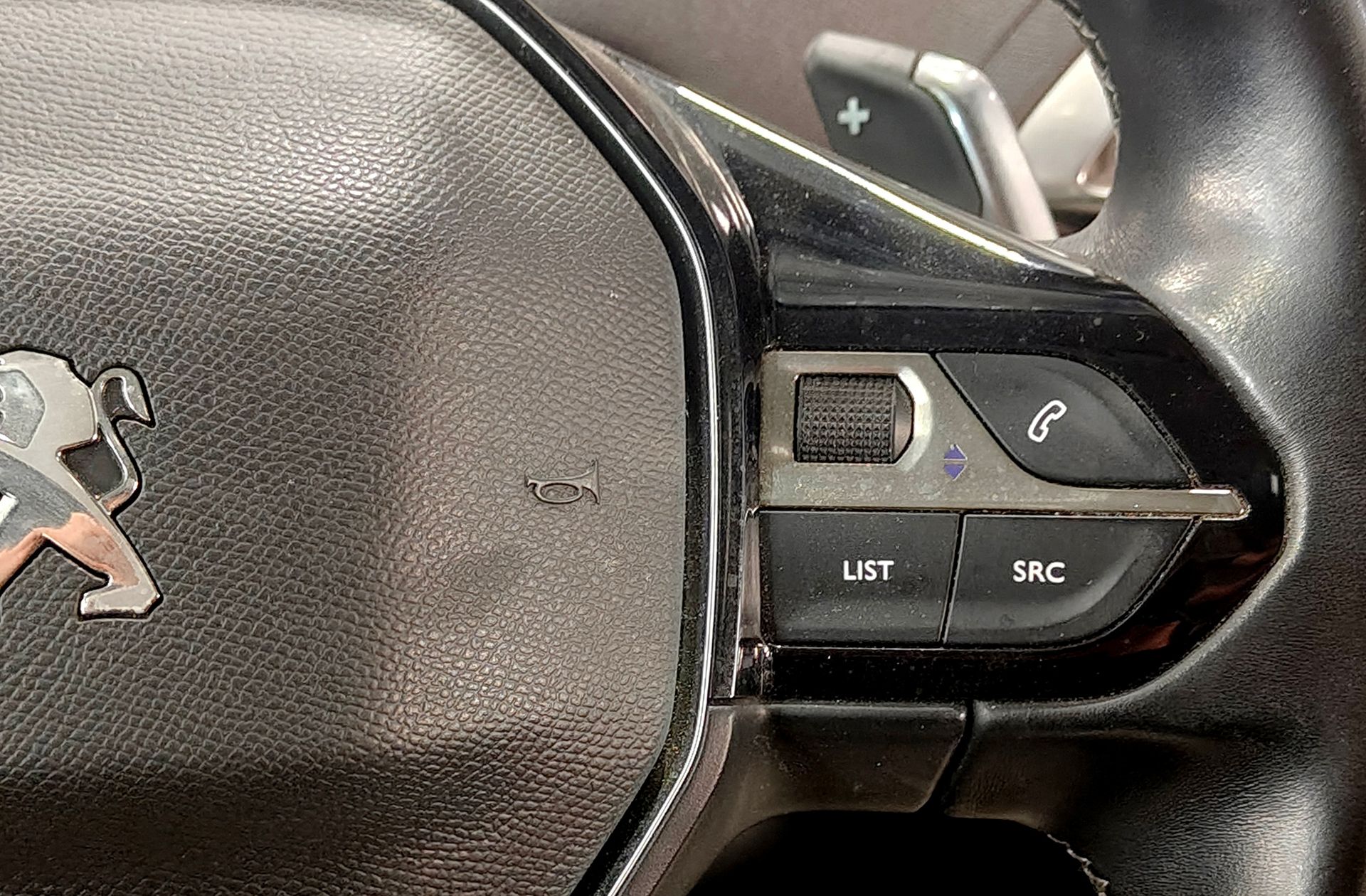 Peugeot 5008 BlueHDi 130 Allure Pack EAT8 7 plazas - foto 34