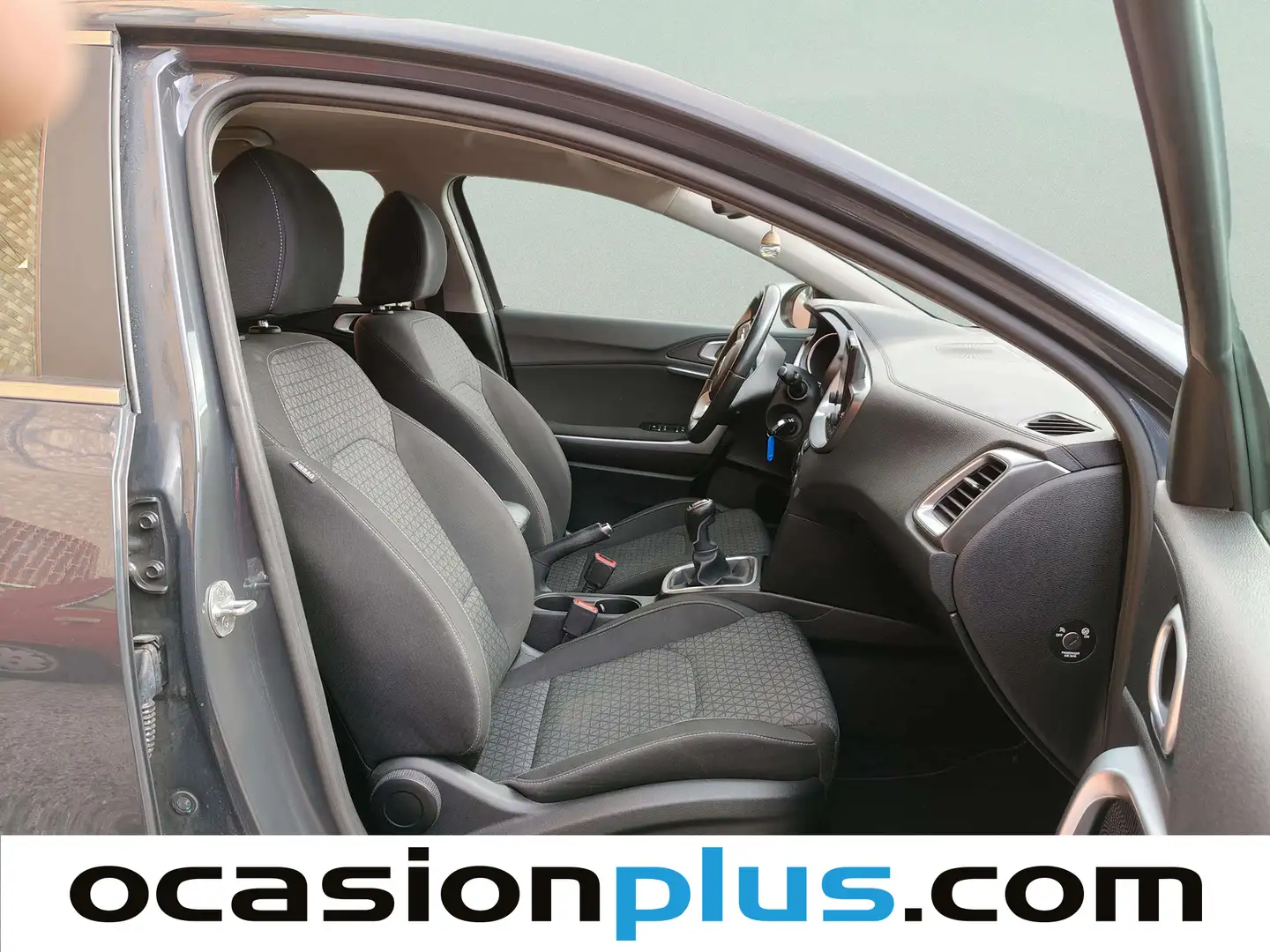 Foto KIA Ceed Kia Ceed 1.0 T-GDi Drive (120 CV)