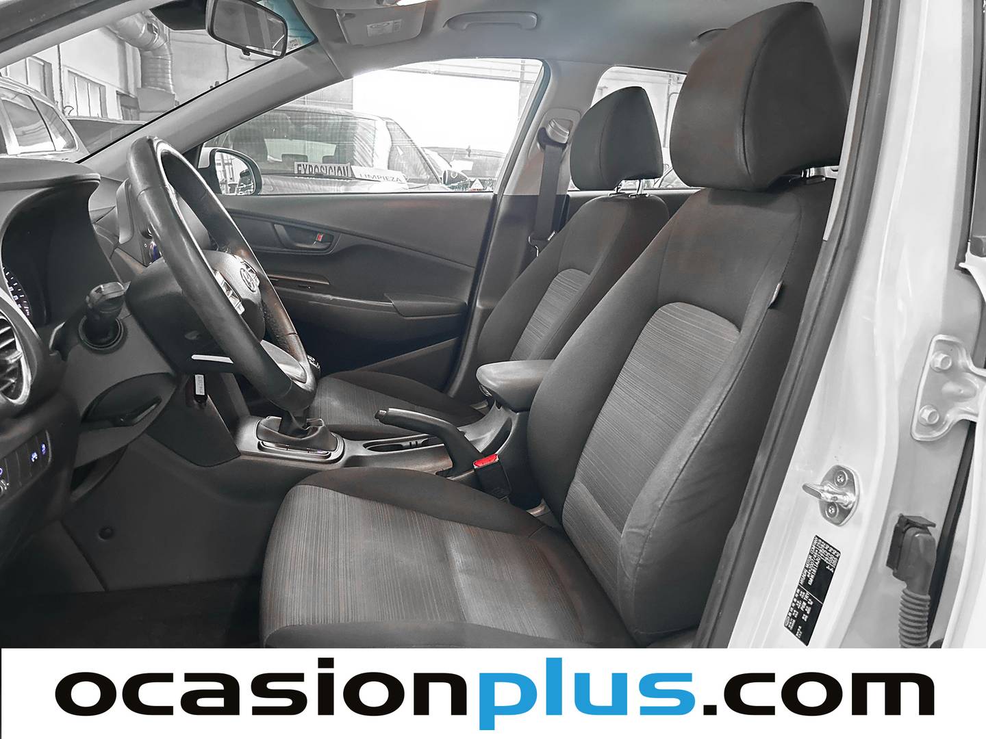 Foto asientos delanteros Hyundai Kona Hyundai Kona 1.0 TGDi Essence 4x2 (120 CV)
