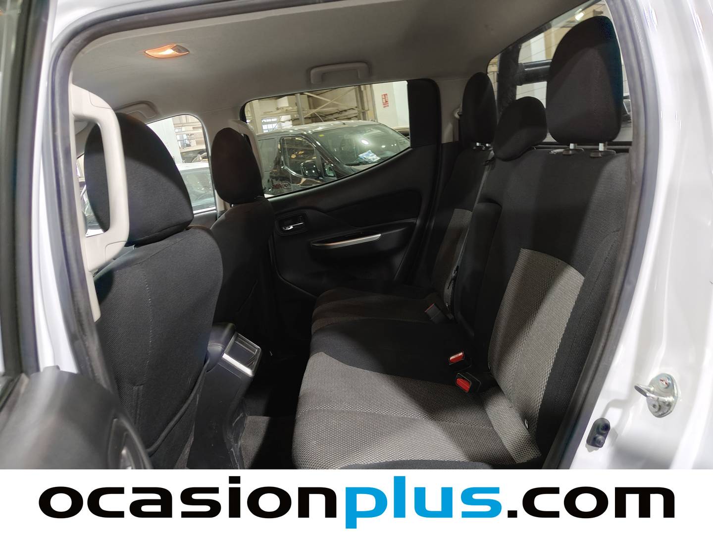 Foto asientos traseros Mitsubishi L200 Mitsubishi L200 220 DI-D Motion Auto (150 CV) 4x4