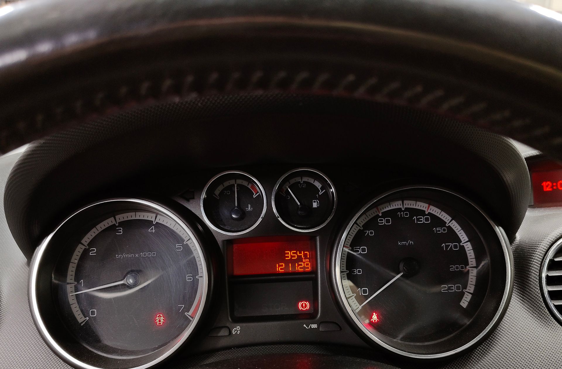 Peugeot 308 1.6 VTi Sportium - foto 24