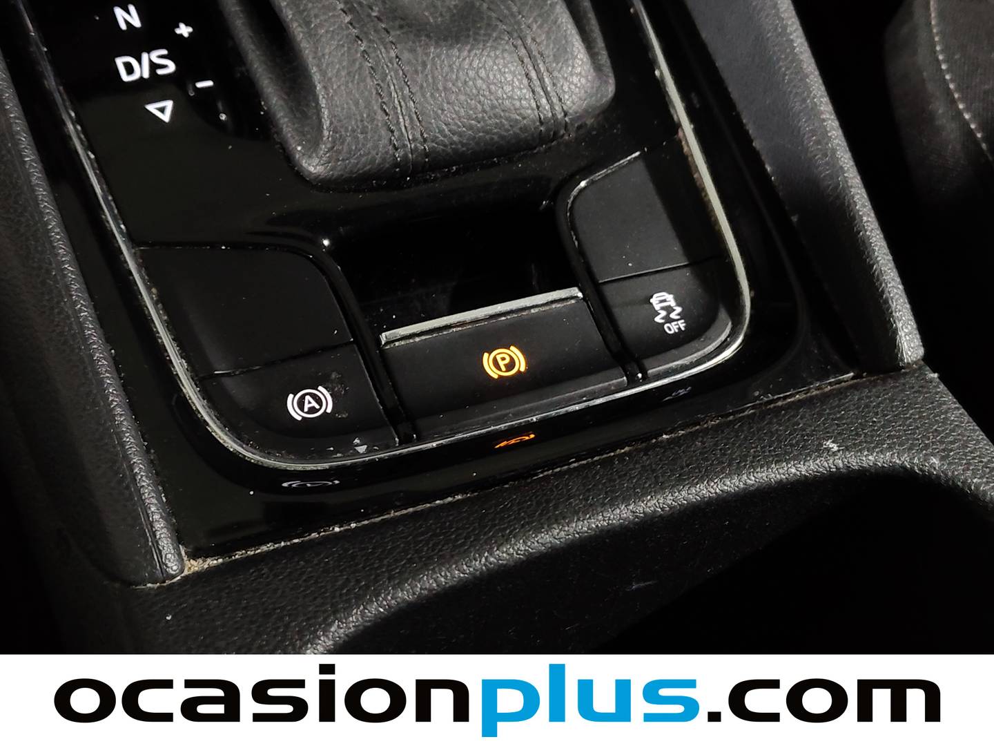 Foto Skoda Karoq Skoda Karoq 2.0 TDI Ambition 4X4 DSG (150 CV)