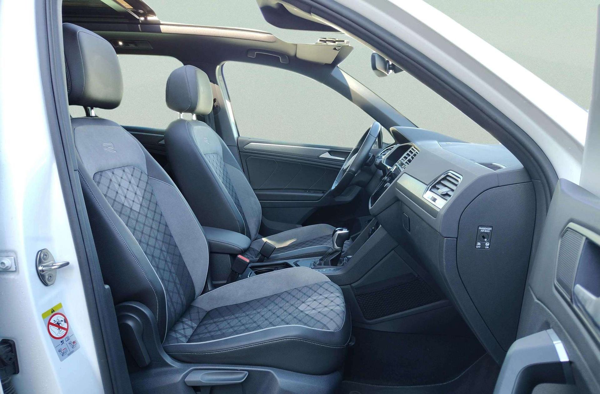 Volkswagen Tiguan R-Line 2.0 TDI DSG - foto 29