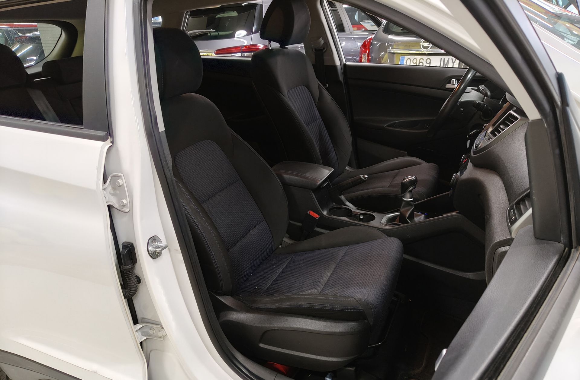 Hyundai Tucson 1.6 GDI BlueDrive 25 Aniversario 4x2 - foto 16