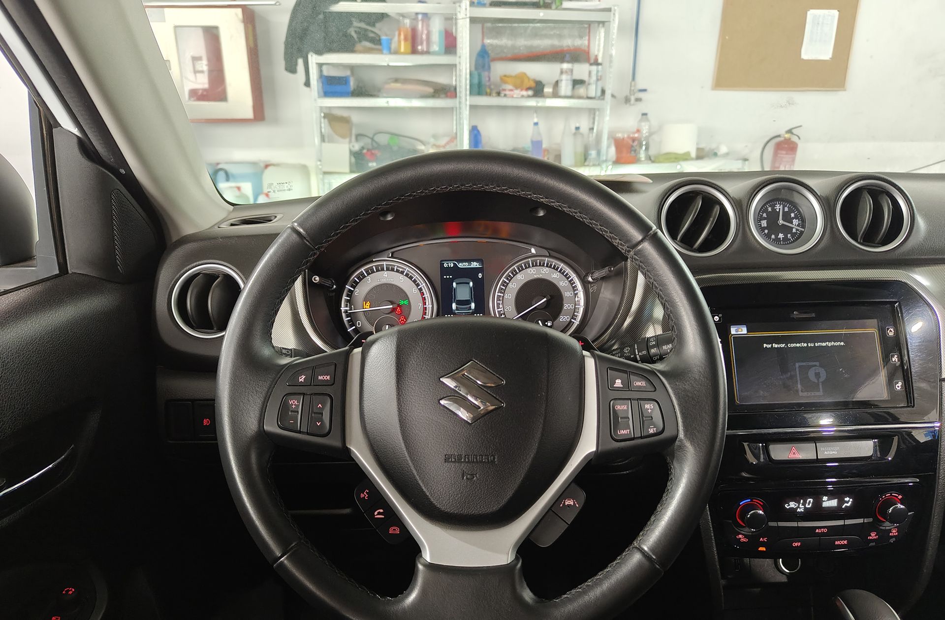 Suzuki Vitara 1.5 Hybrid GLX Strong 4WD - foto 26