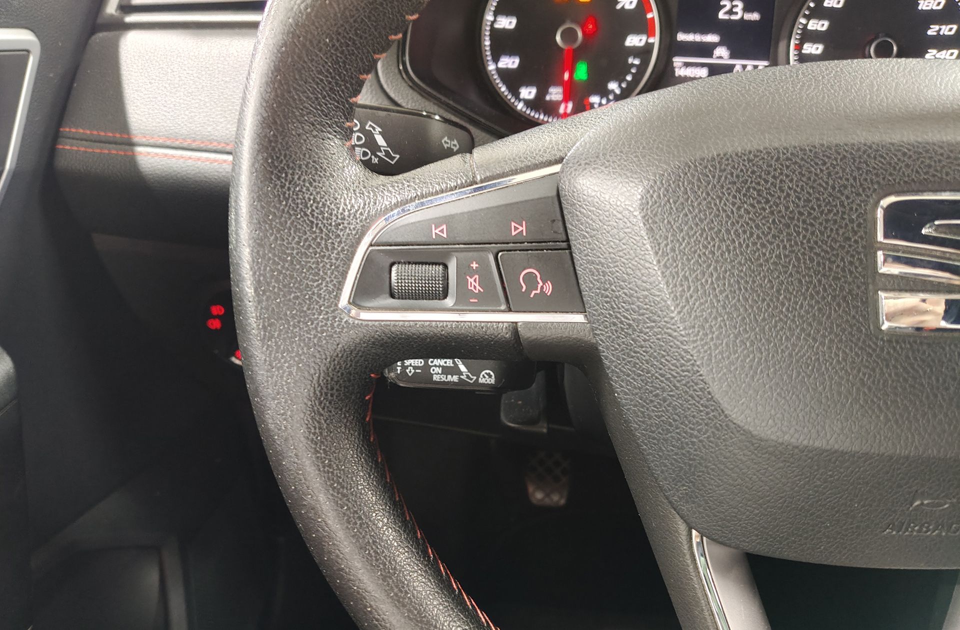SEAT Arona 1.0 TGI GNC FR - foto 34