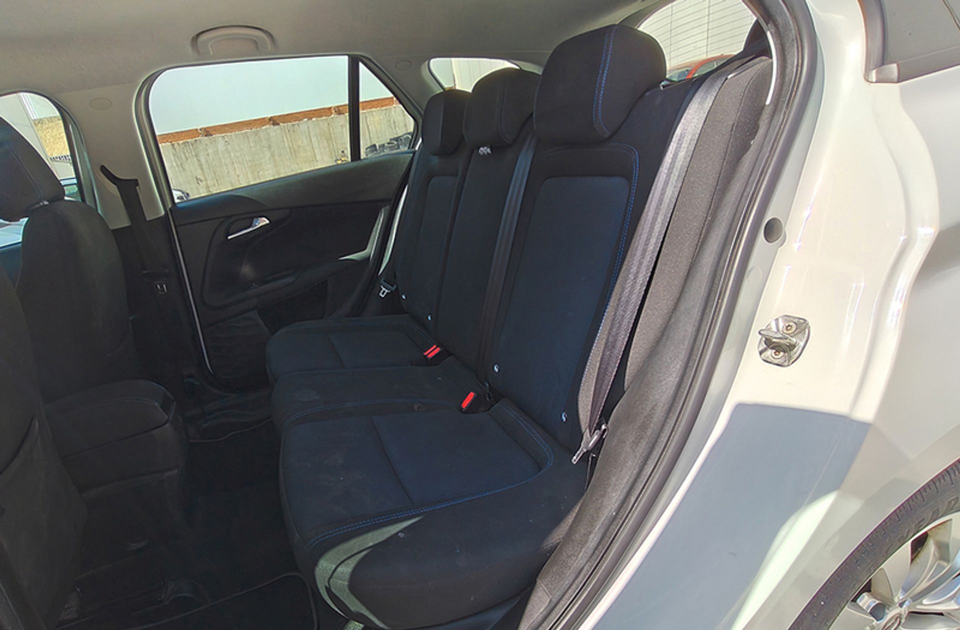 Fiat Tipo SW 1.6 MultiJet II Pop Business - foto 11