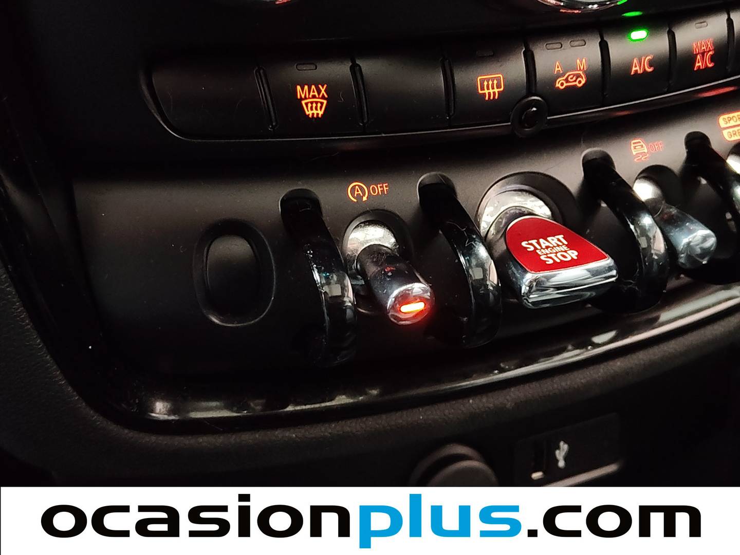 Foto Mini CLUBMAN MINI MINI Clubman One D (116 CV)