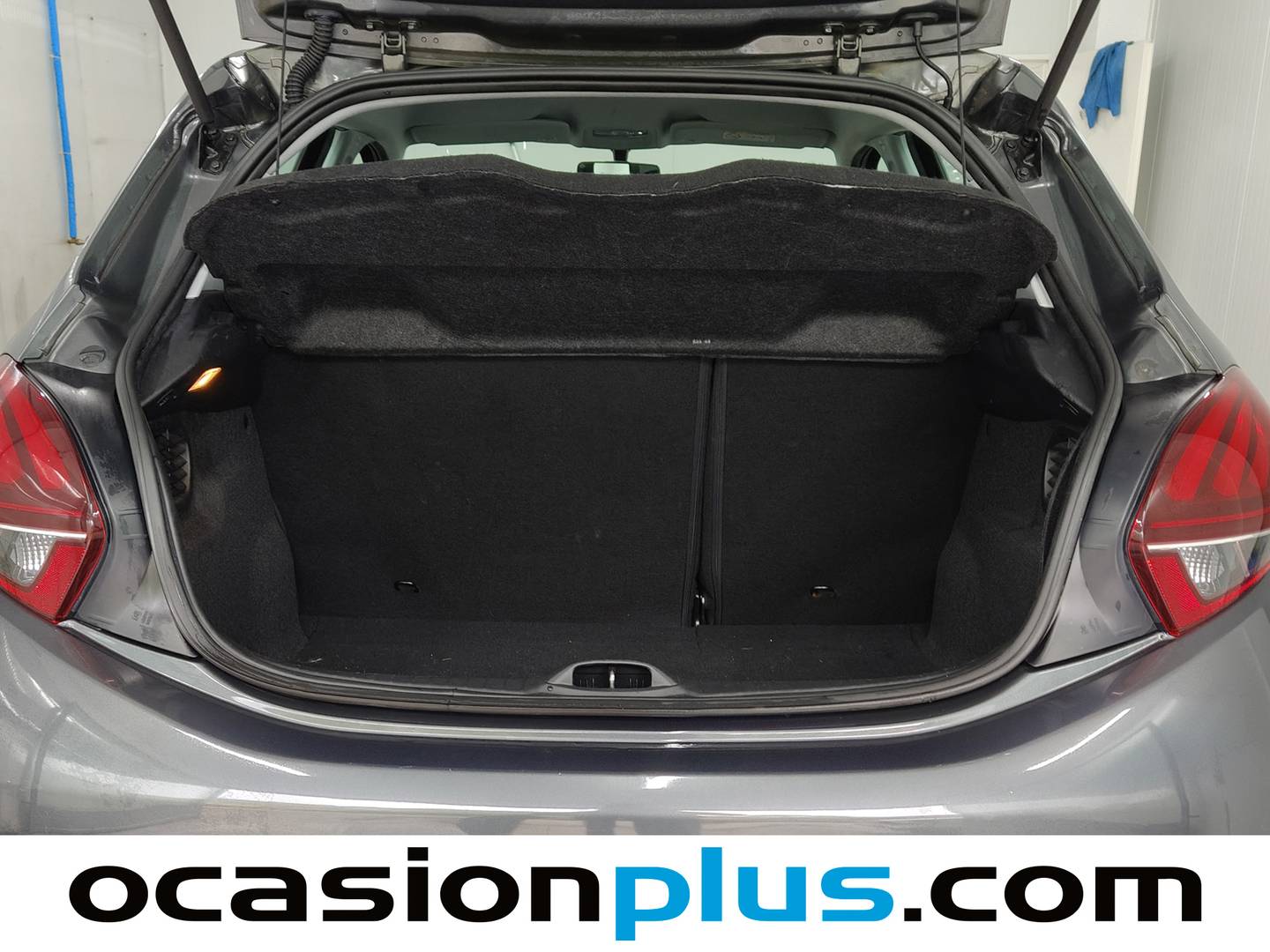 Foto asientos delanteros Peugeot 208 Peugeot 208 PureTech 82 S&S Active (82 CV)