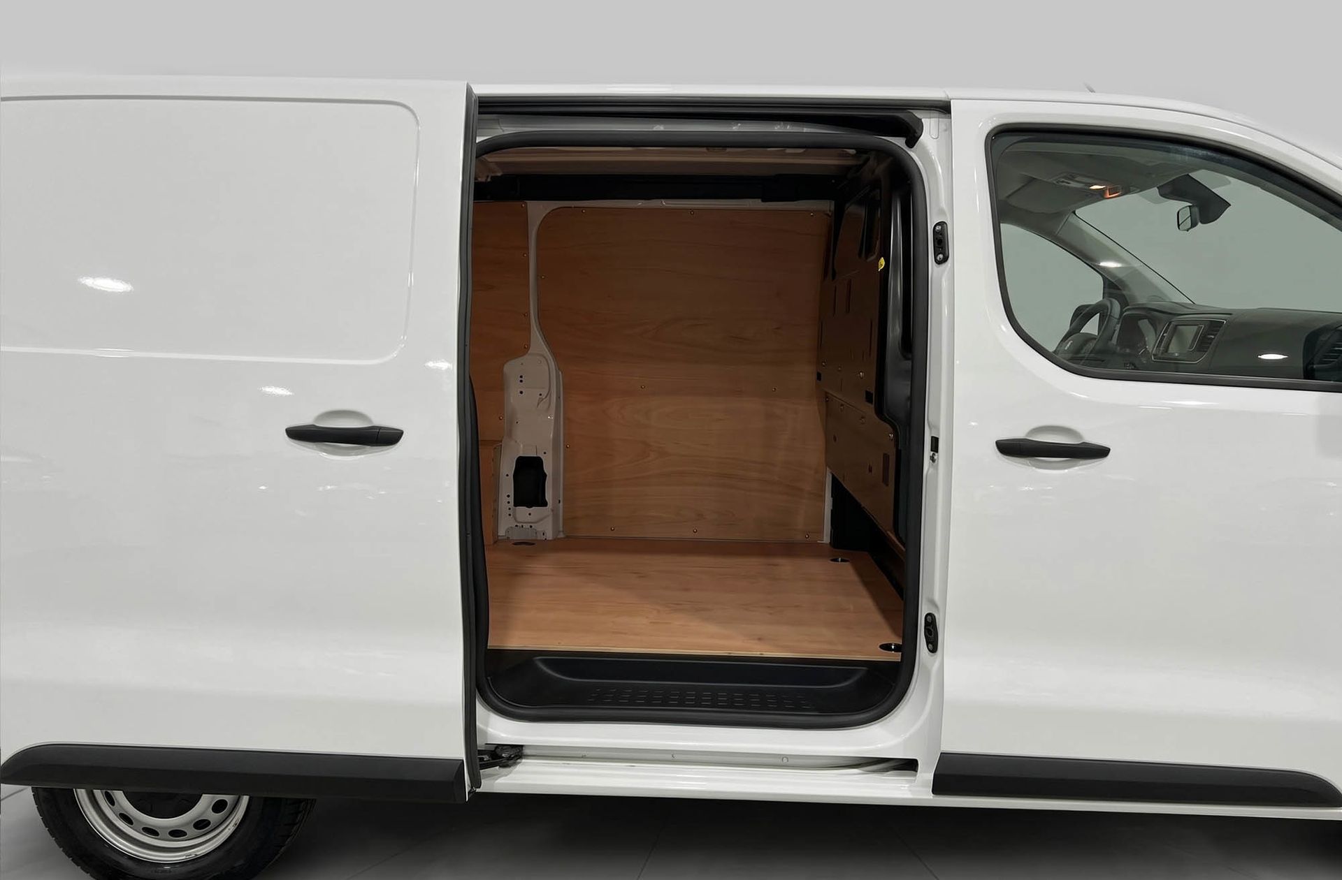 Fiat Scudo Furgon 1.5 BlueHDi L2 - foto 13