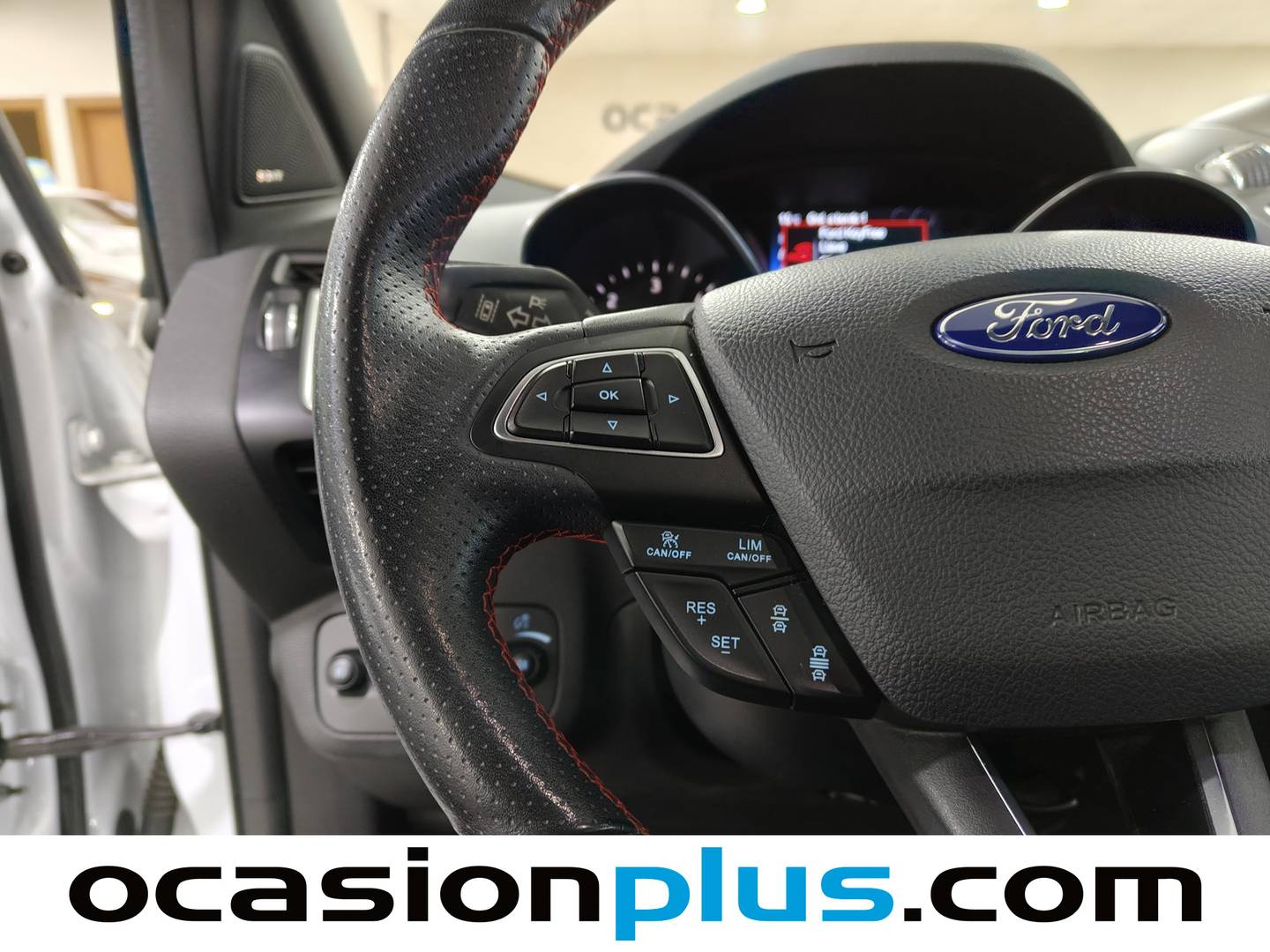 Foto Ford Kuga Ford Kuga 2.0 TDCI ST-Line Limited Edition 4x4 132 kW (180 CV)