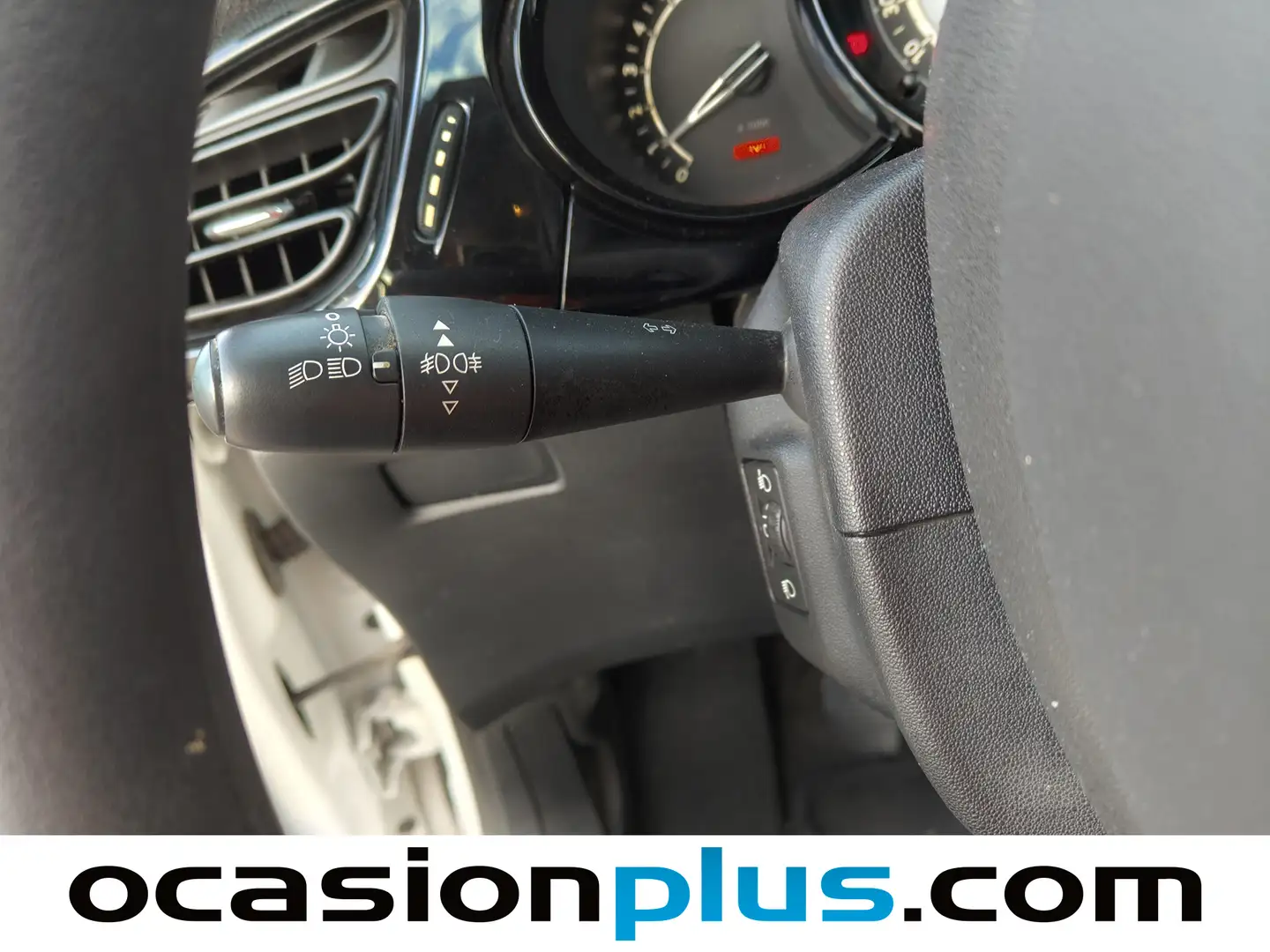 Foto Citroën C3 Citroen C3 0.9 VTi Tonic (68 CV)