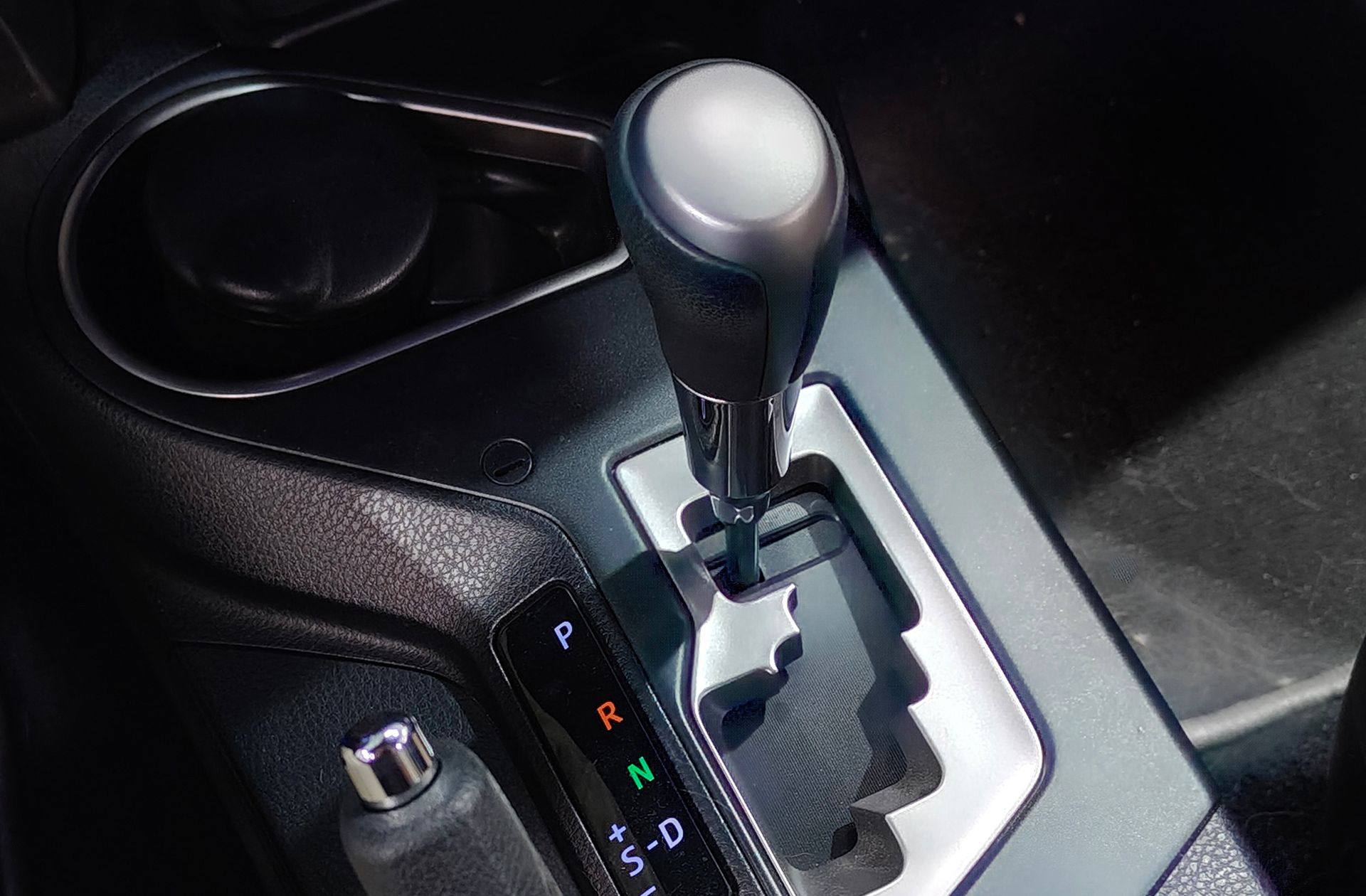 Toyota RAV4 2.5l hybrid Feel! 2WD - foto 5