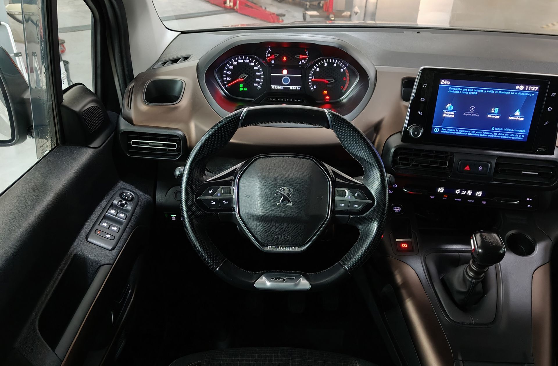 Peugeot Rifter BlueHDi 100 GT Standard - foto 20