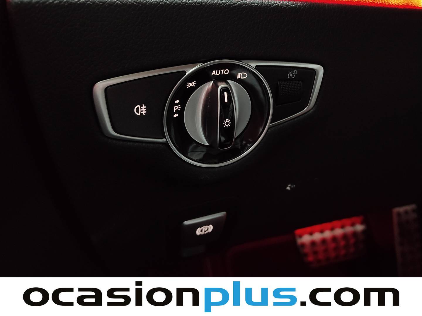 Foto Mercedes Clase E Mercedes-Benz Clase E Clase E E 300 e (320 CV) Pack AMG