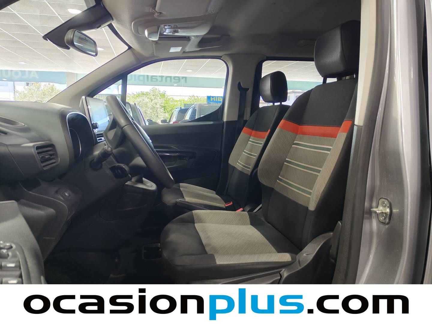 Foto asientos delanteros Citroën Berlingo Citroën Berlingo Combi BlueHDi 100 S&S Talla M Feel Pack (102 CV)