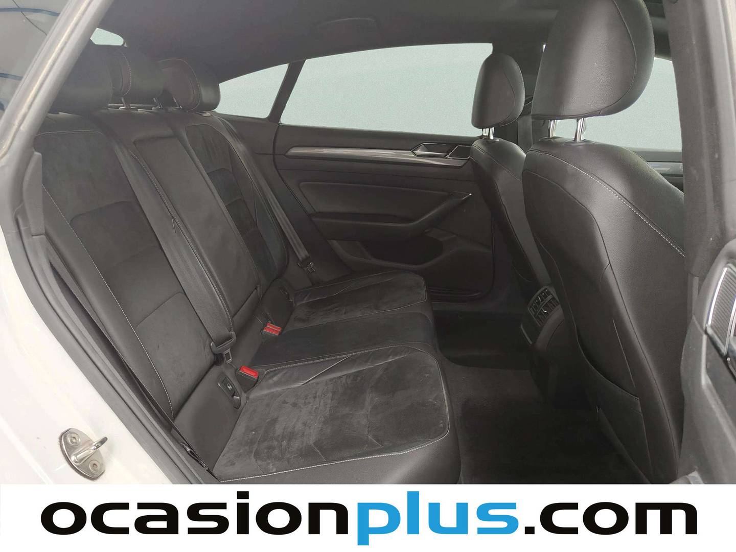 Volkswagen Arteon Volkswagen Arteon R-Line 2.0 TDI (150 CV) DSG de ocasión