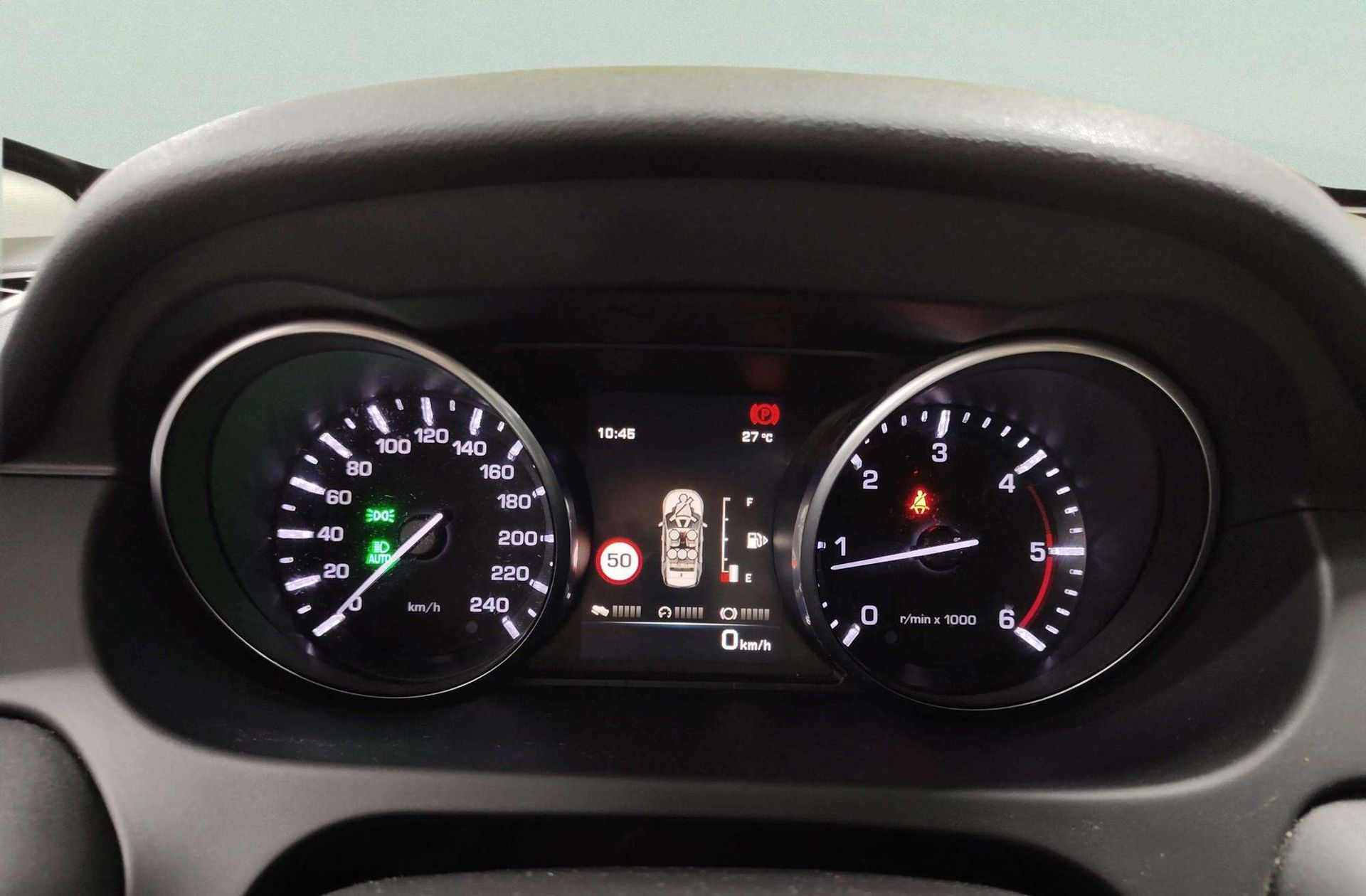 Land Rover Discovery Sport 2.0L TD4 SE 4x4 - foto 26