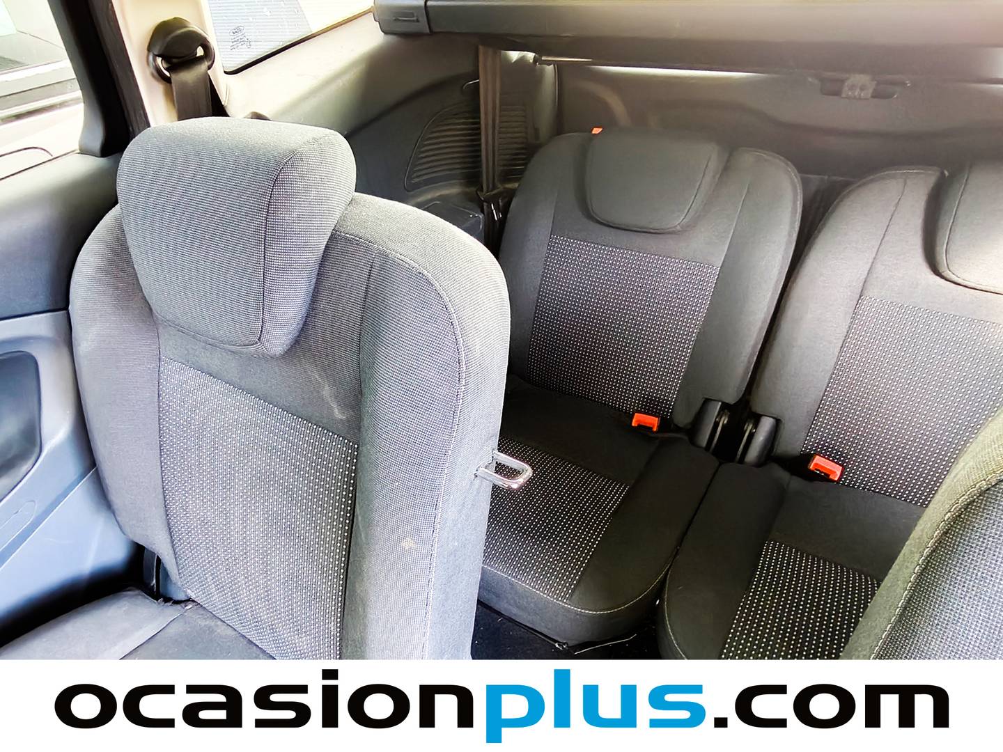 Foto Ford Grand C-Max Ford Grand C-Max 1.0 EcoBoost 125 Auto Start-Stop Trend