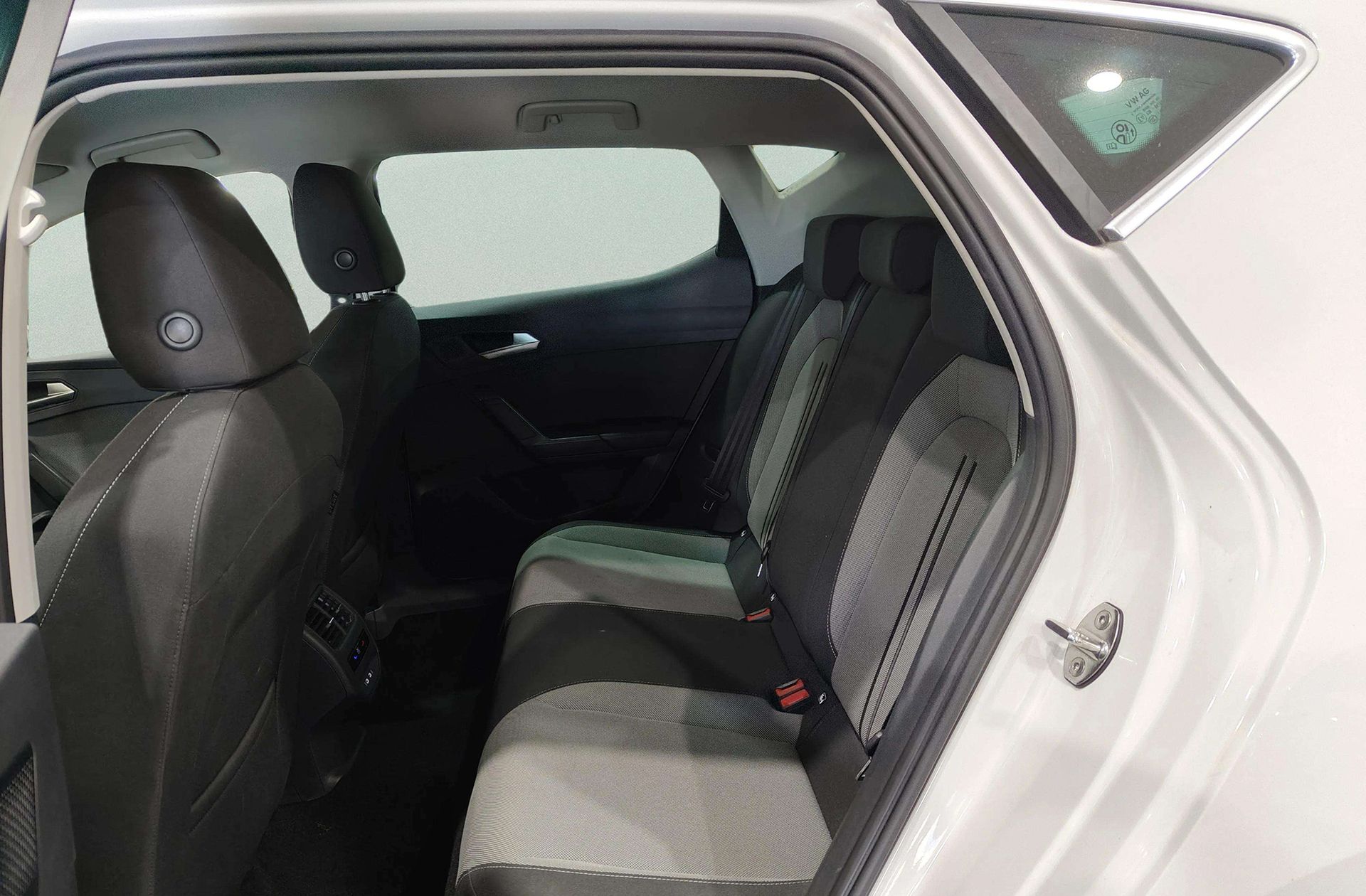 SEAT León 1.5 eTSI Style XL DSG - foto 10