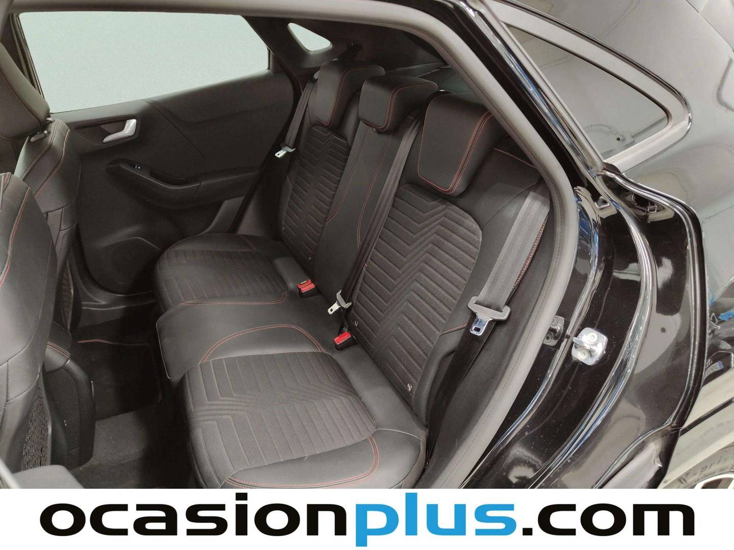 Foto asientos traseros Ford Puma Ford Puma 1.0 EcoBoost MHEV ST-Line X (125 CV)