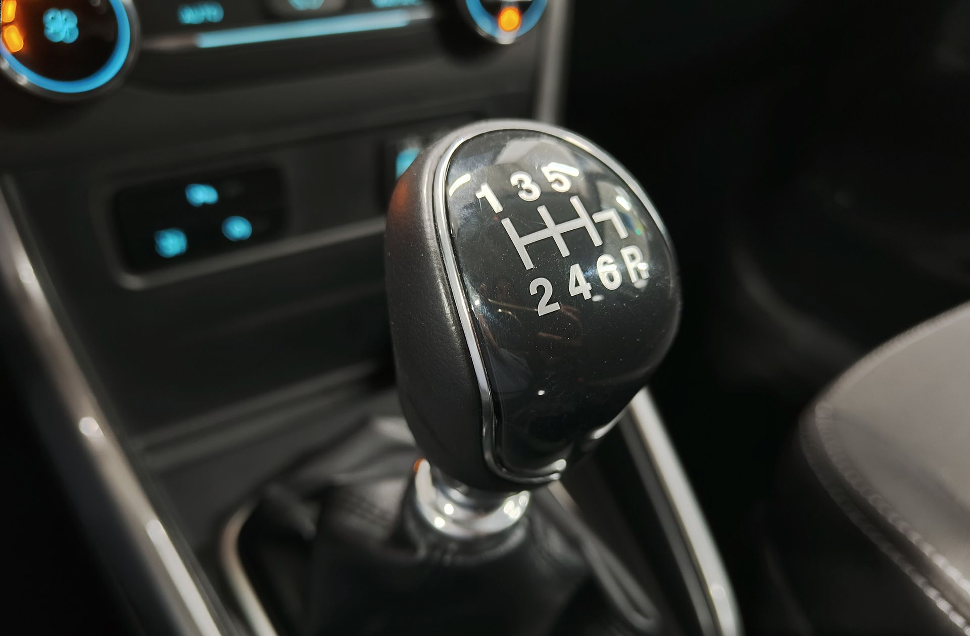 Ford EcoSport 1.0T EcoBoost Titanium - foto 5
