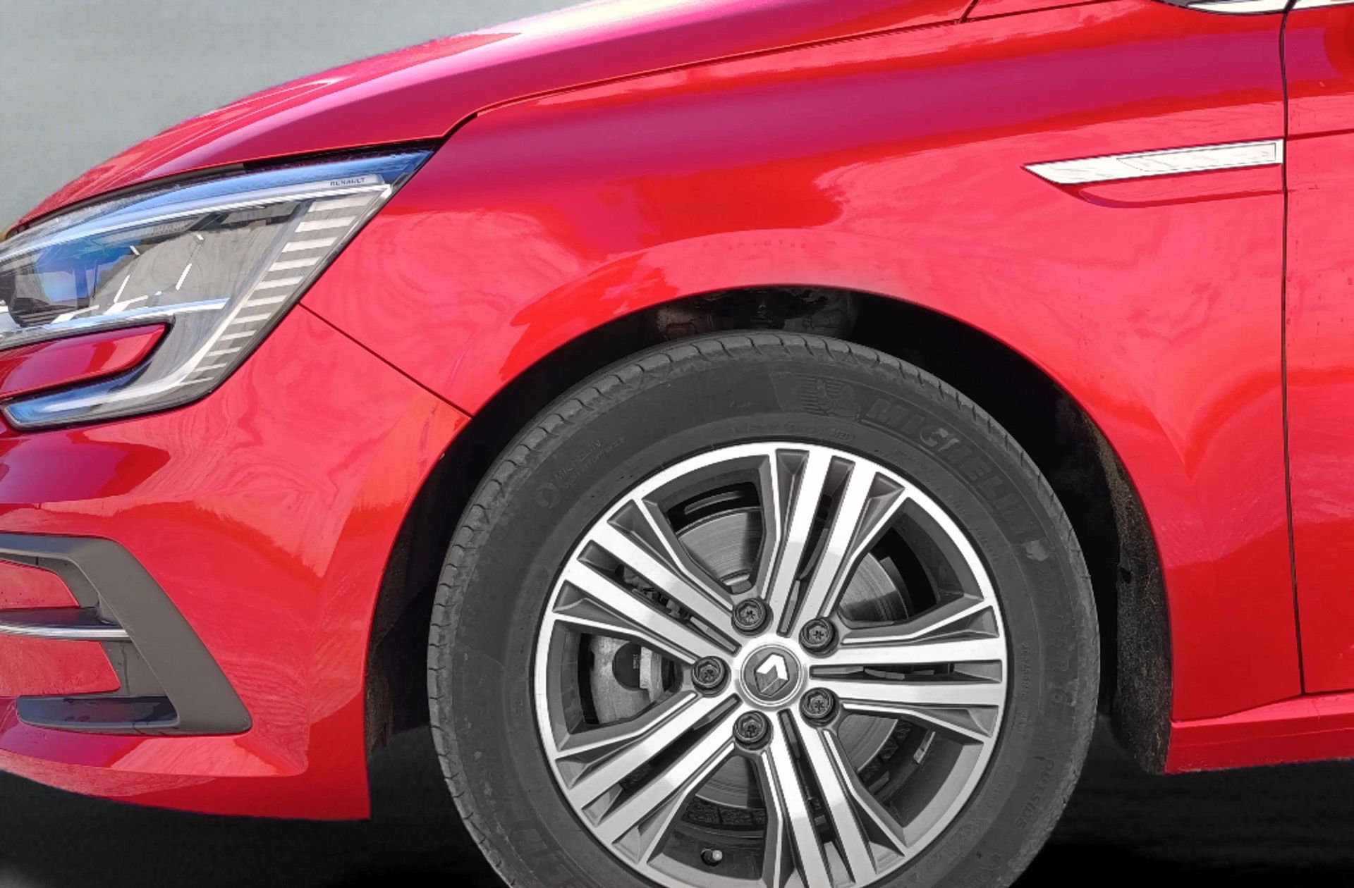 Renault Mégane Zen E-Tech Híbrido - foto 33