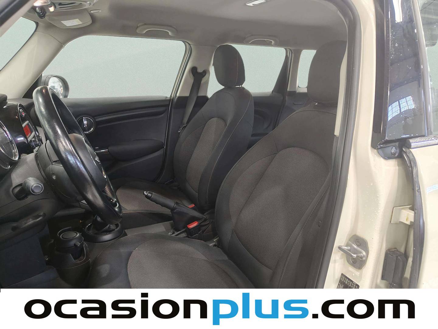 Foto asientos delanteros Mini MINI Mini MINI Cooper 5 Puertas One D (95 CV)