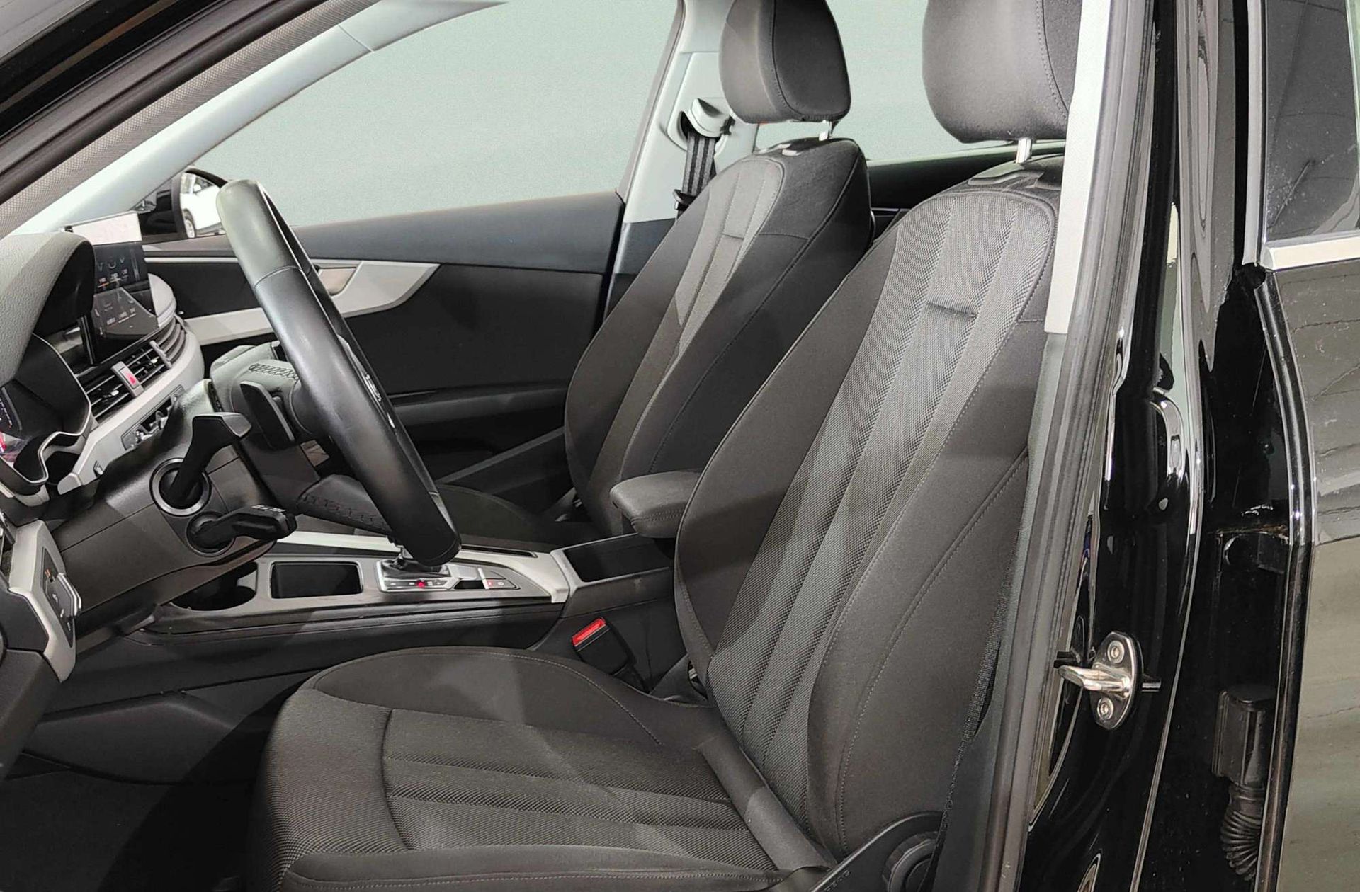 Audi A4 Avant Advanced 35 TFSI S tronic - foto 12