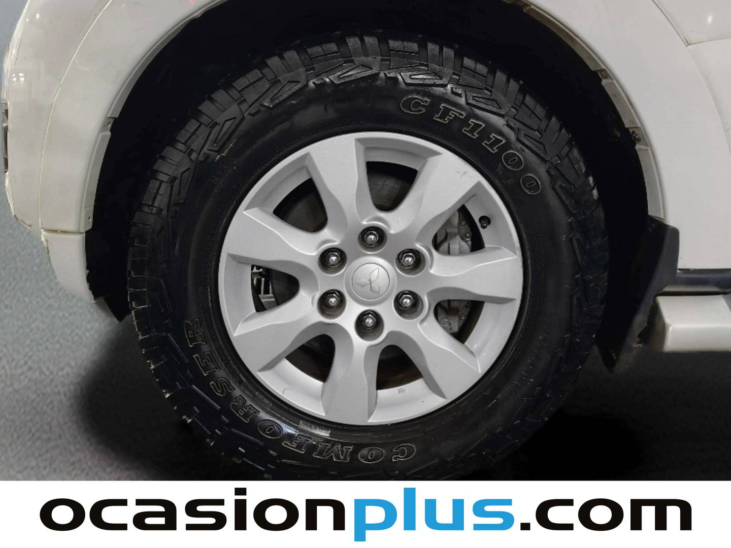 Acabados Mitsubishi Montero Mitsubishi Montero 3.2 DI-D Spirit (200 CV) 7 Plazas