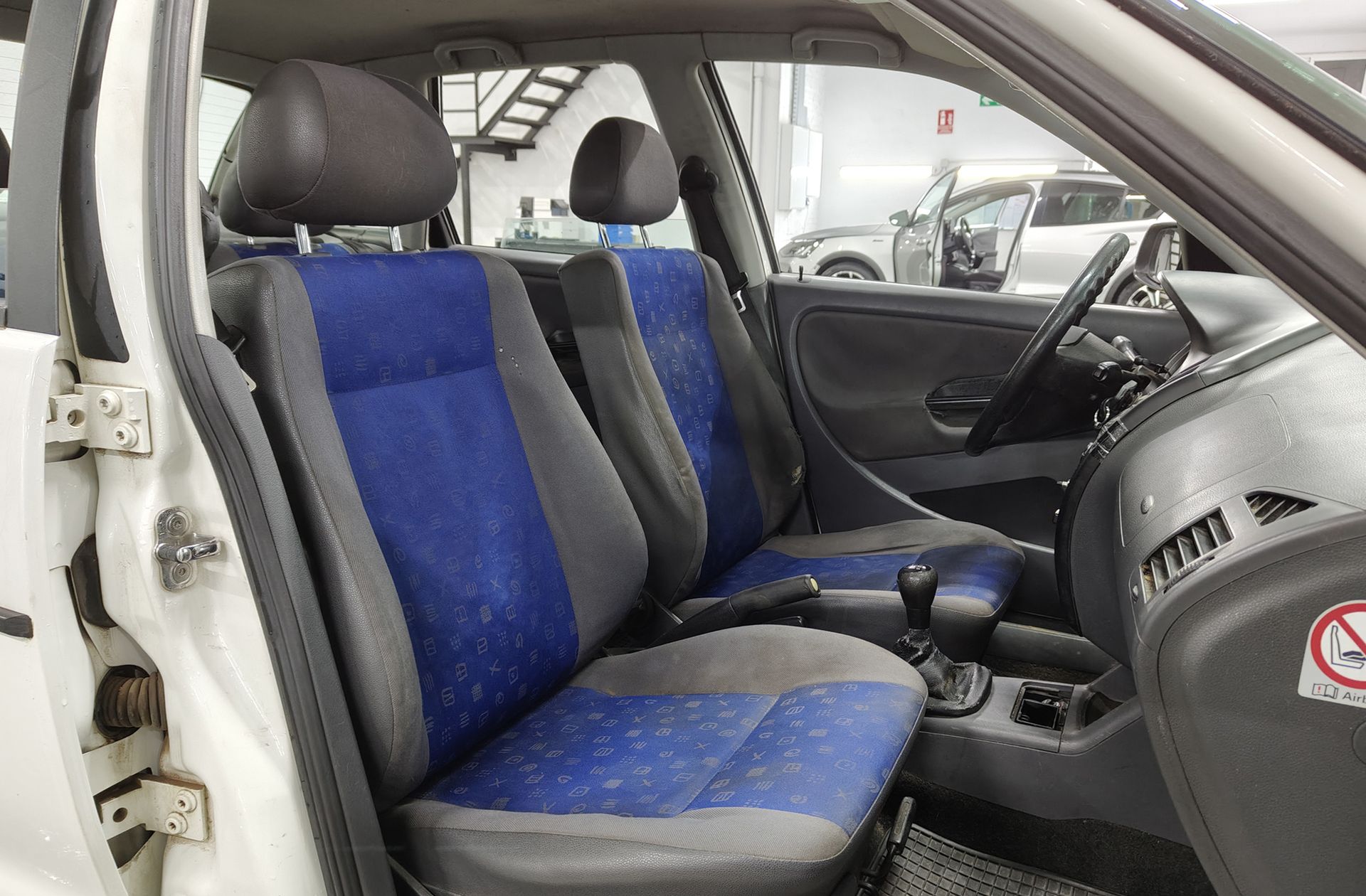 SEAT Ibiza 1.9 SDi Stella - foto 14