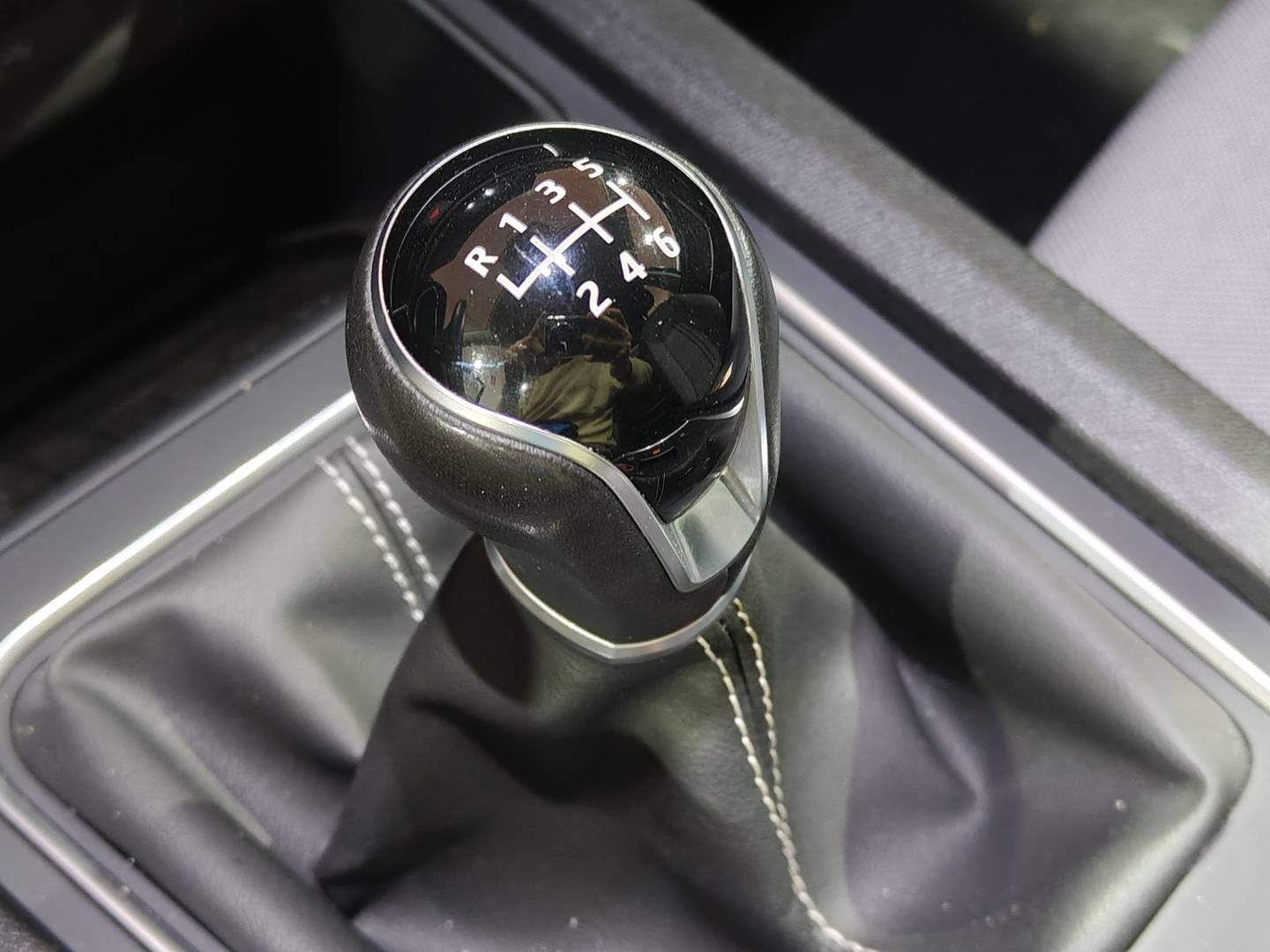 Foto Seat León SEAT León 2.0 TDI S&S Style XL (115 CV)