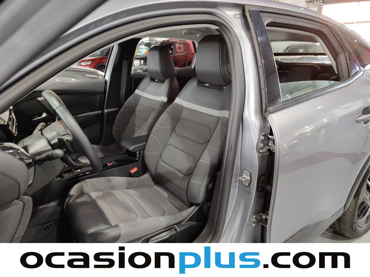 Citroën C4 Citroen C4 Hybrid 136 Plus e-DCS6 (136 CV) 2024