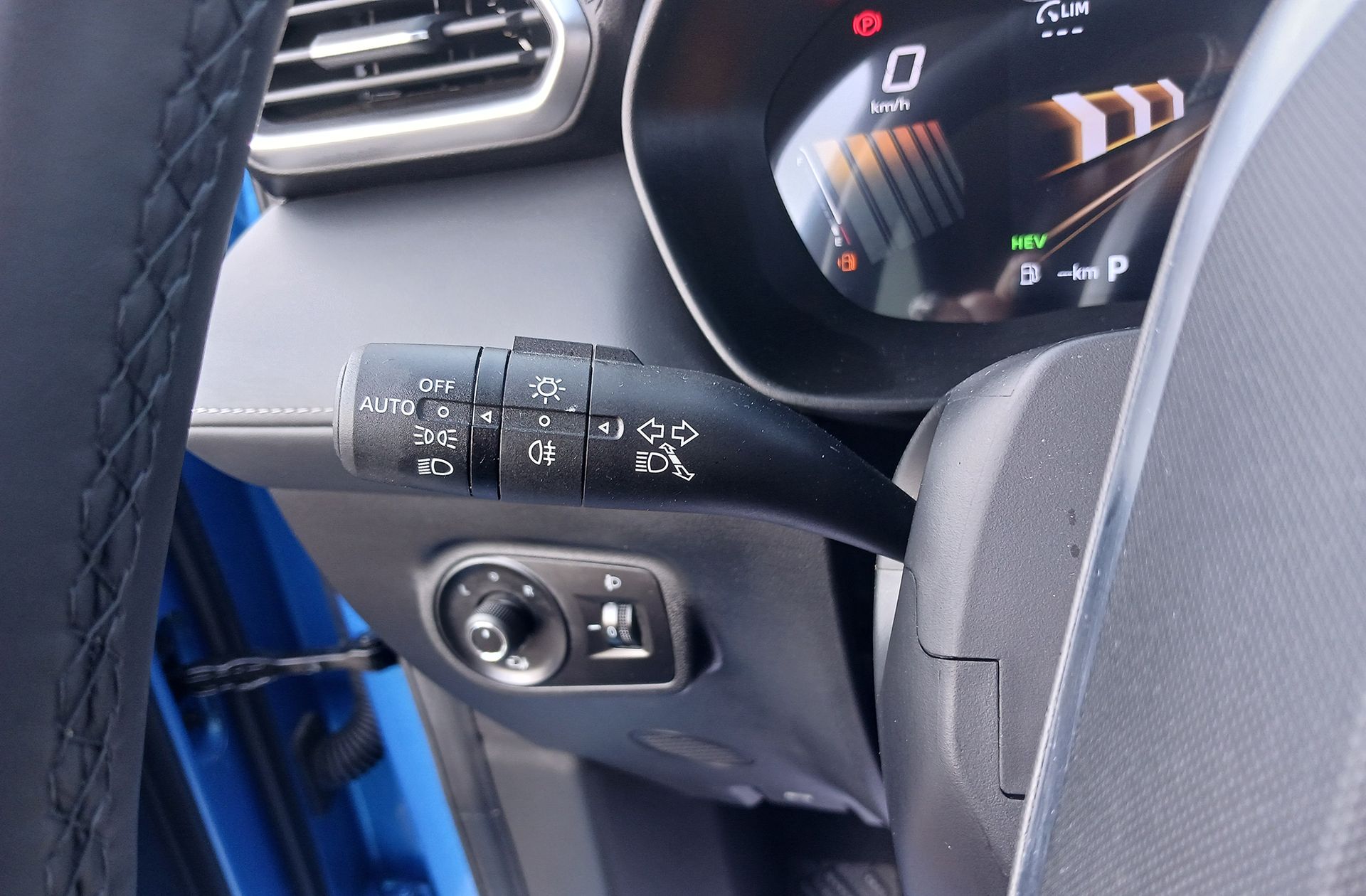 MG ZS 1.5 Hybrid+ Luxury - foto 23
