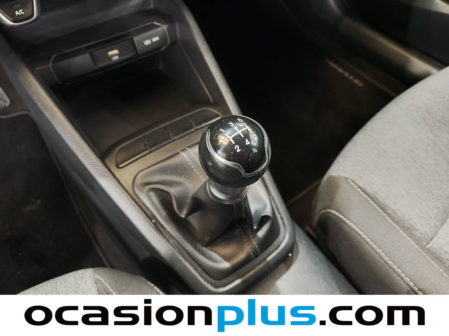 Foto KIA Stonic Kia Stonic 1.2 DPi Concept (84 CV)